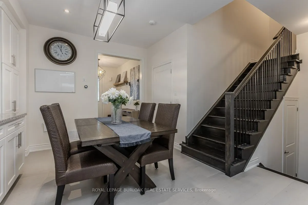 11 Cooley Grove