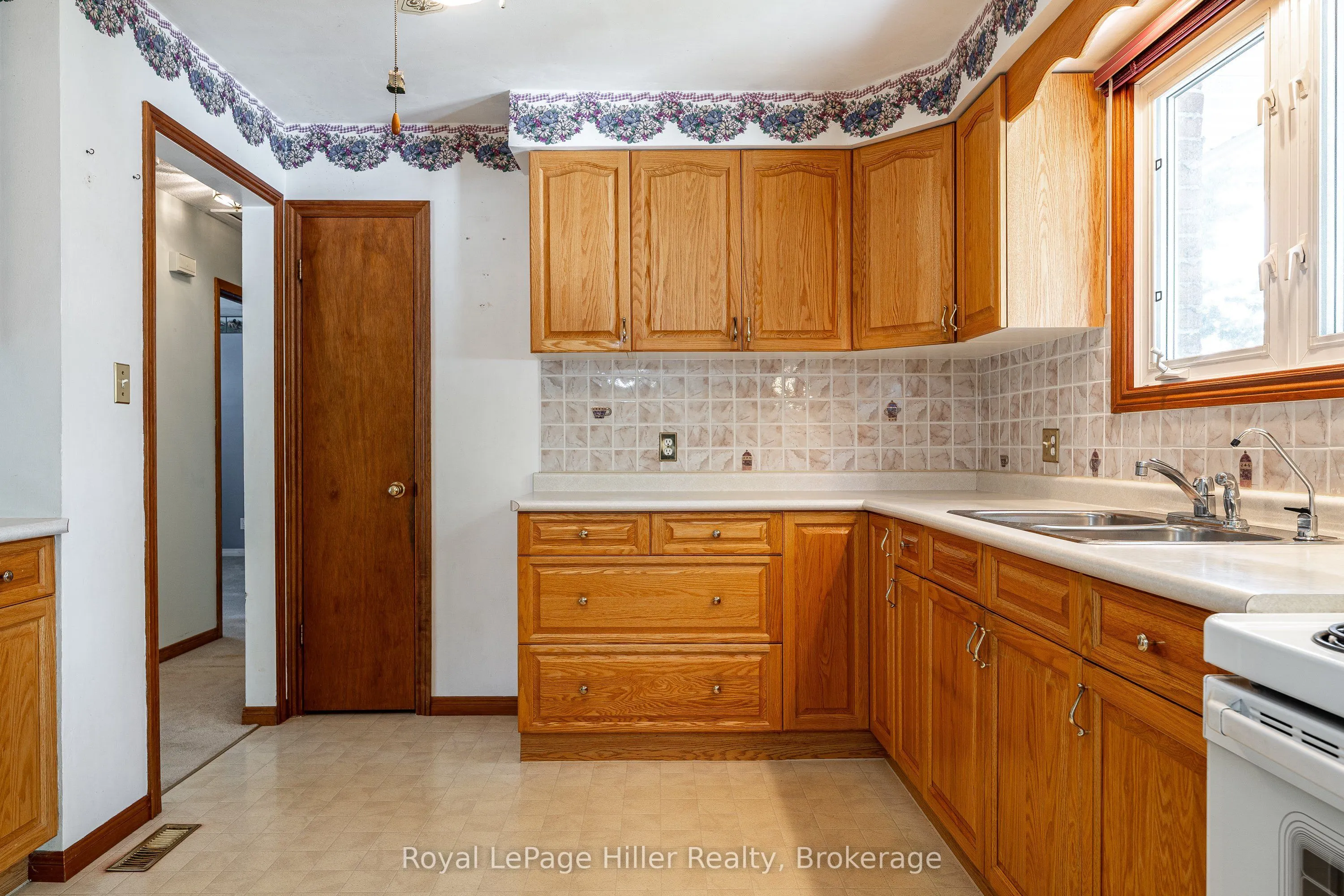 278 Elgin Crescent