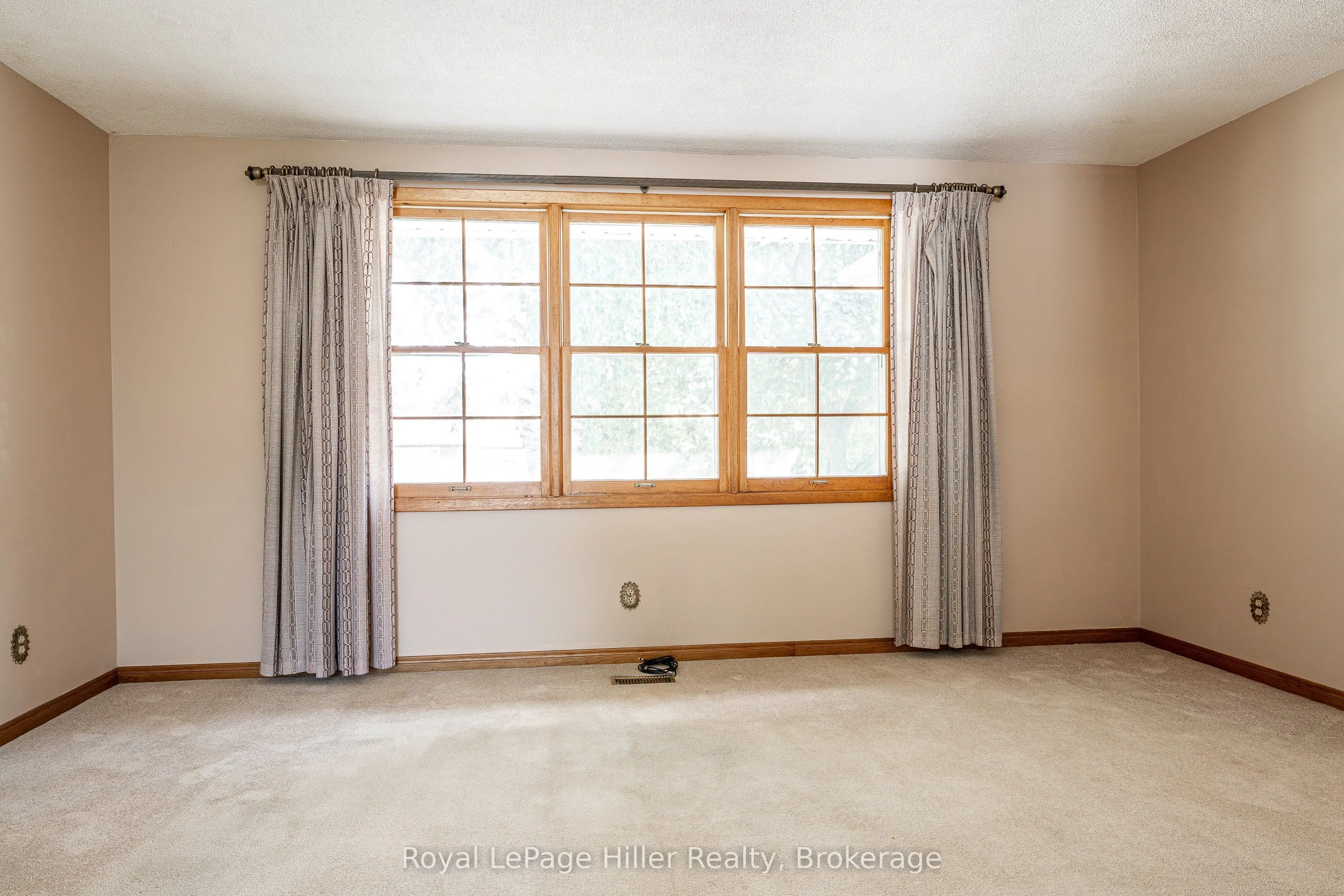 278 Elgin Crescent