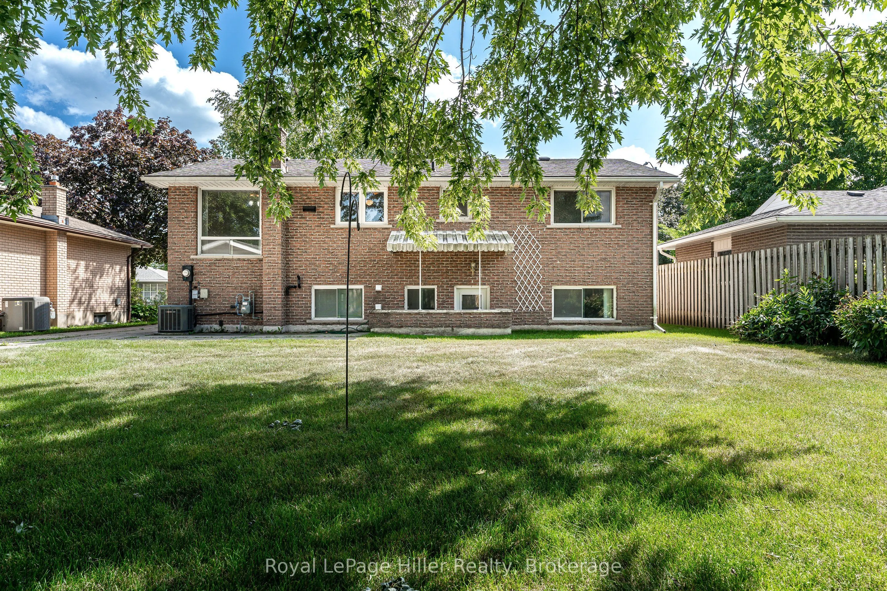 278 Elgin Crescent
