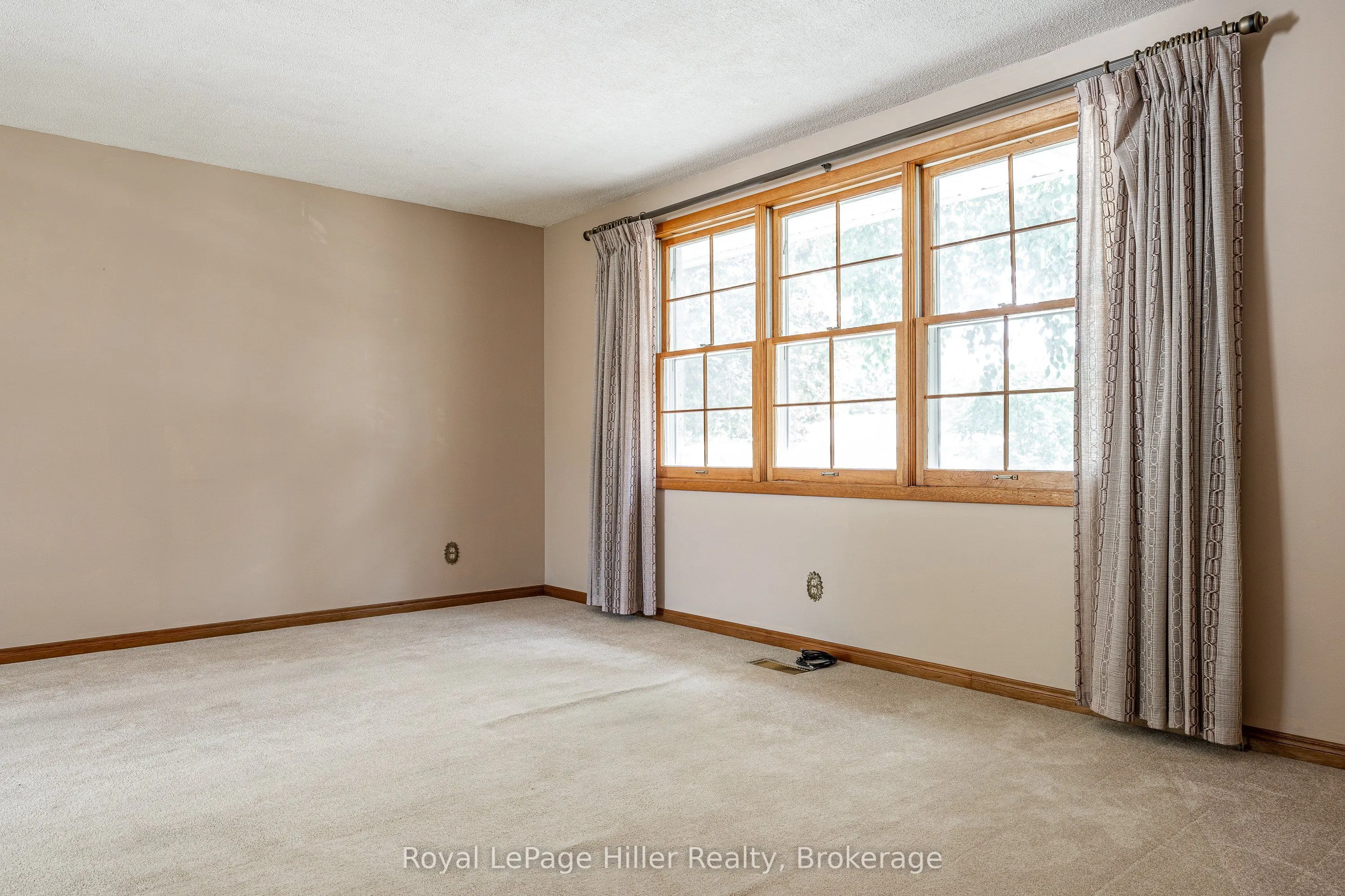 278 Elgin Crescent