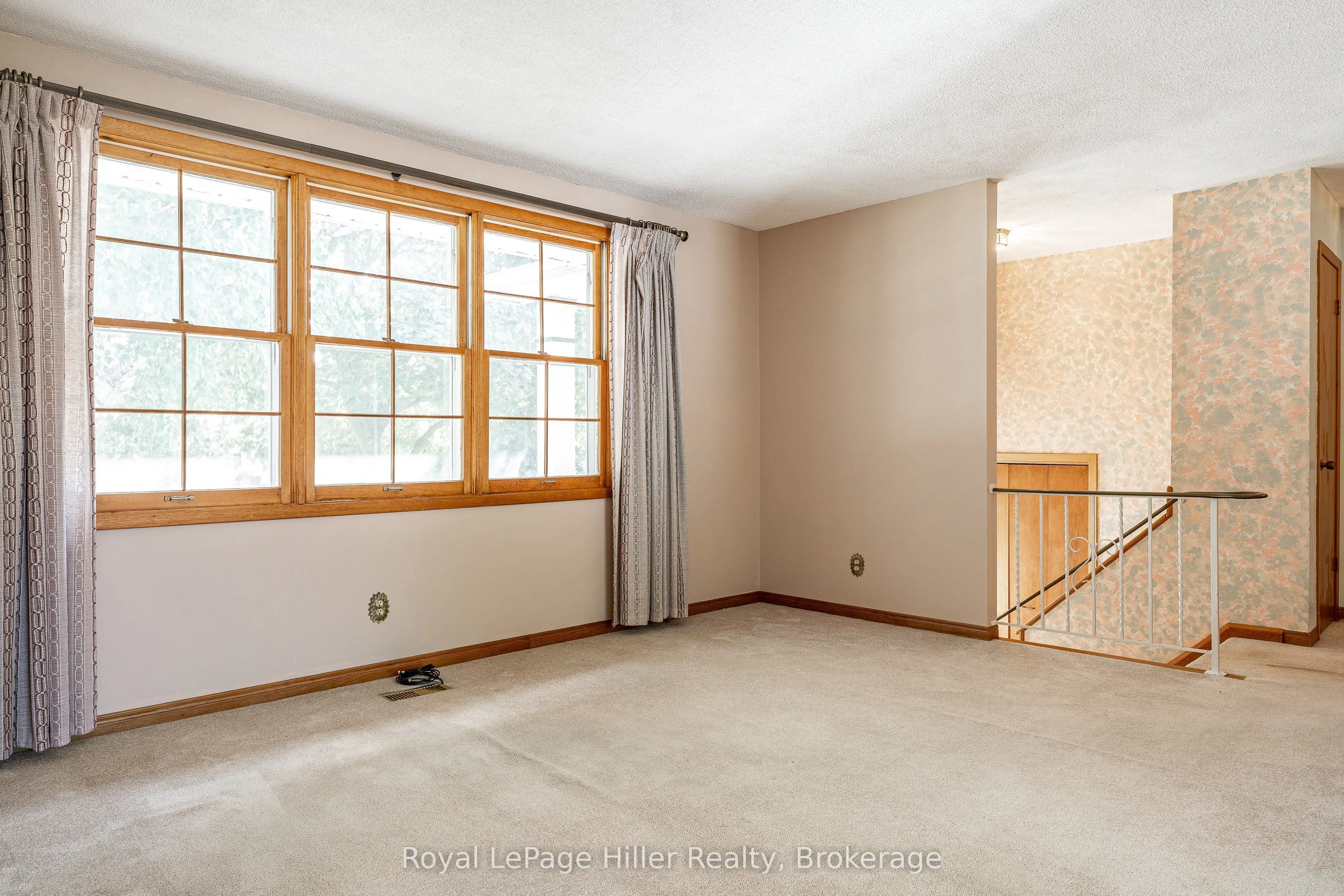 278 Elgin Crescent