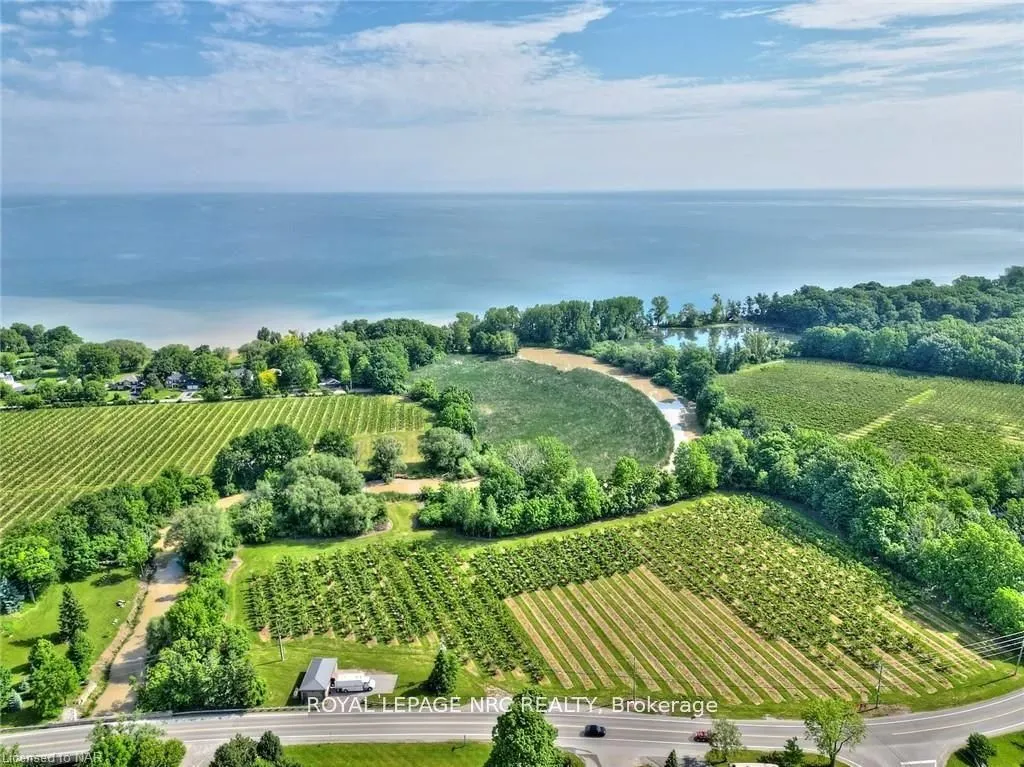 1332 Lakeshore Road