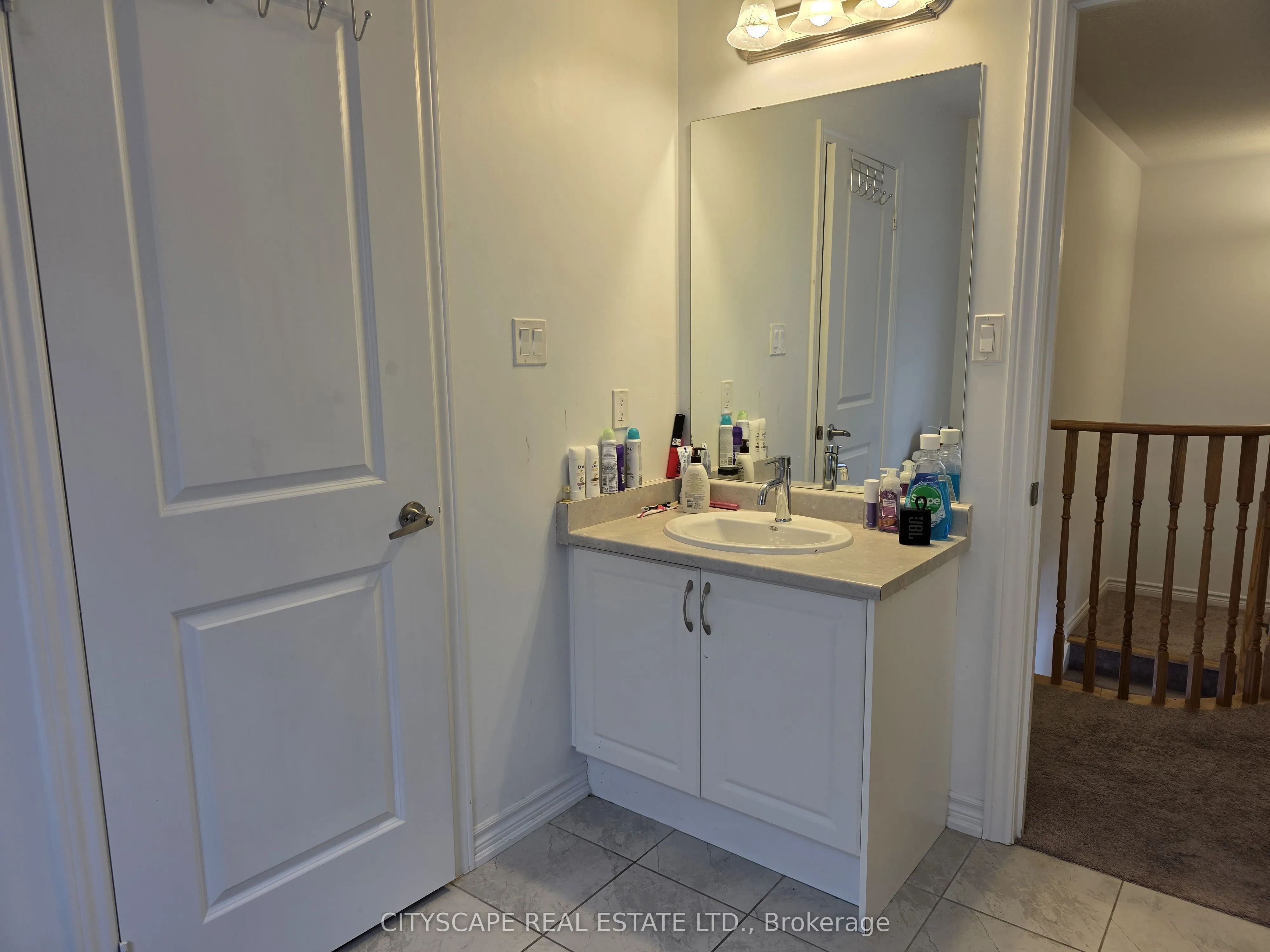 351 Ridley Crescent