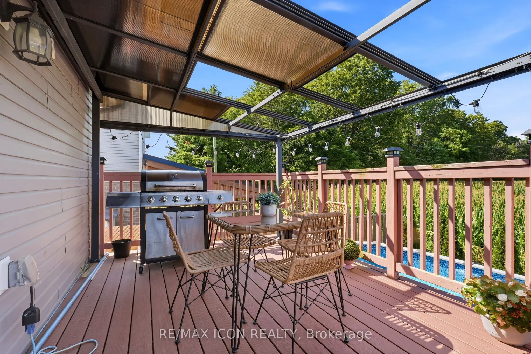 146 Jacob Street W