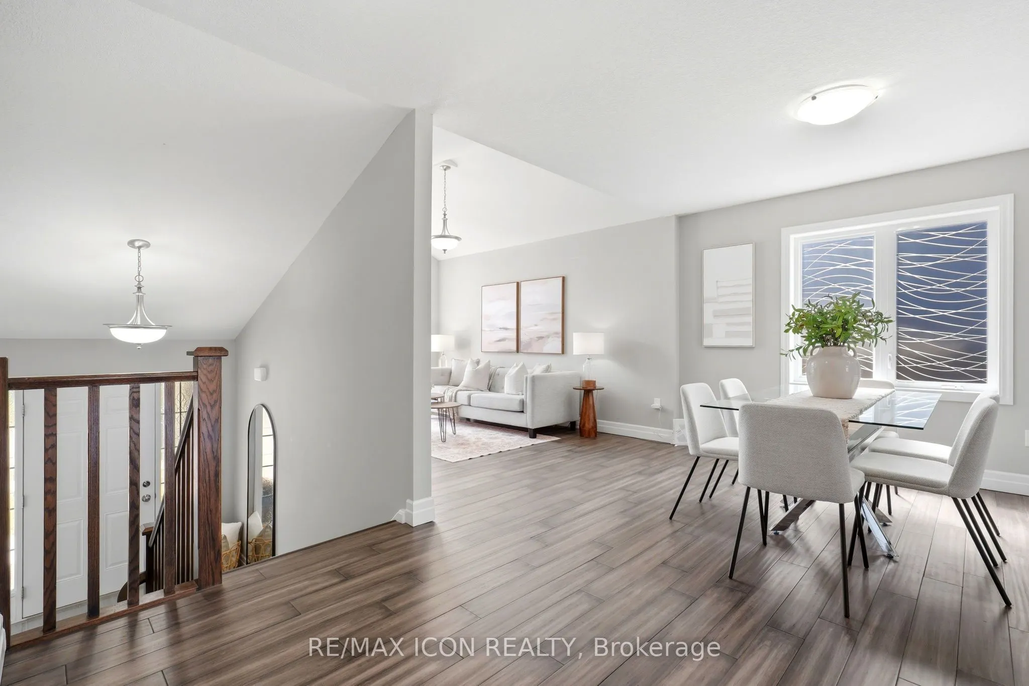 146 Jacob Street W