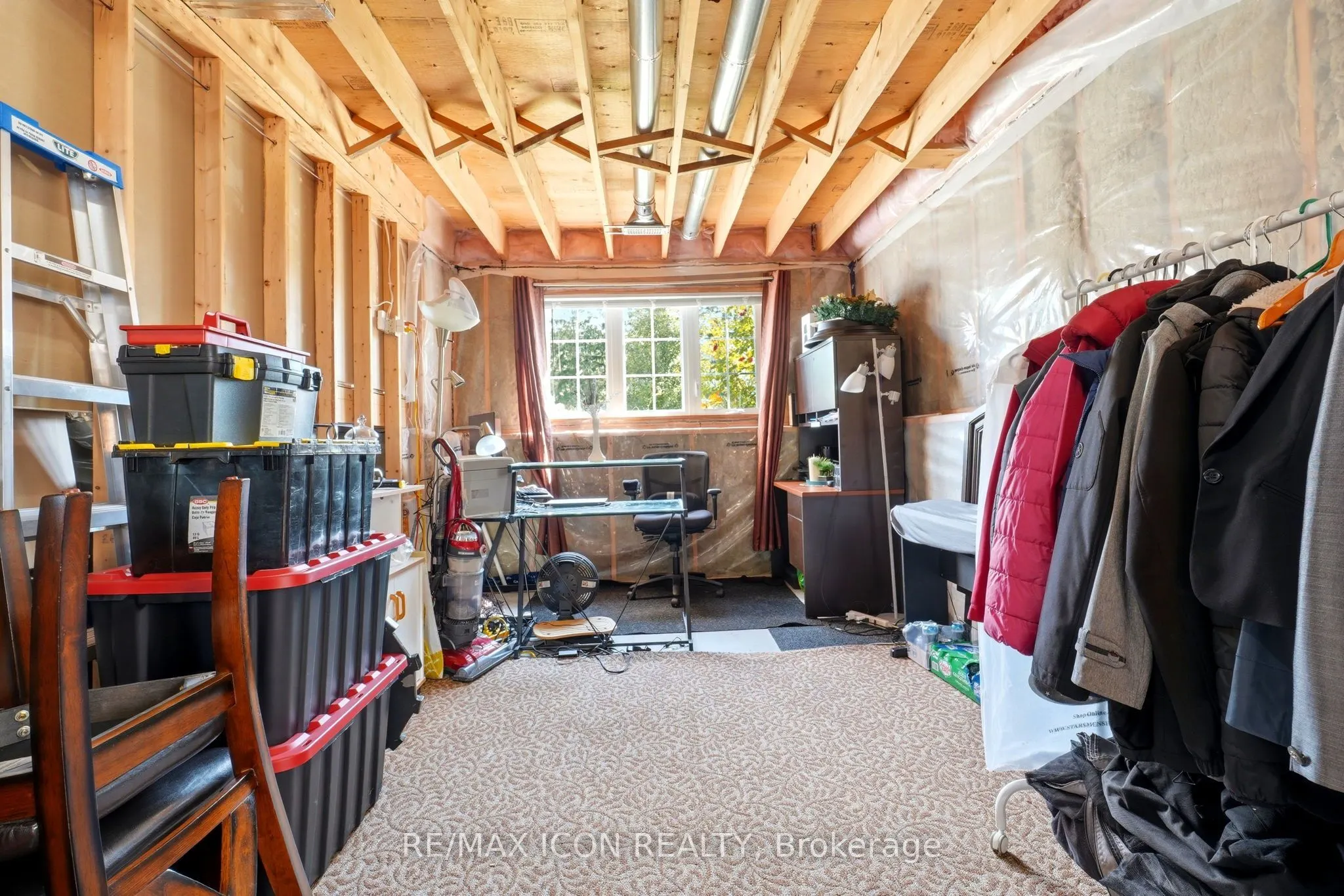 146 Jacob Street W
