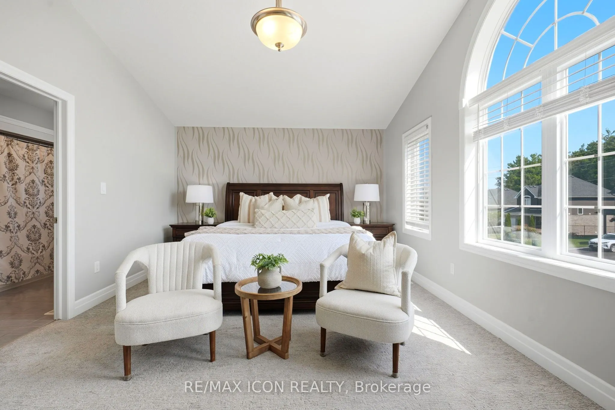 146 Jacob Street W