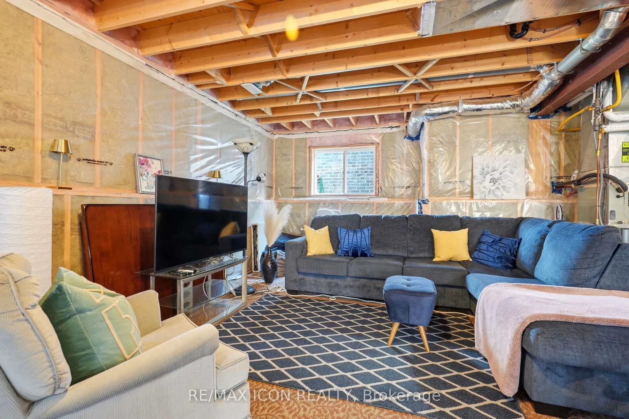 146 Jacob Street W
