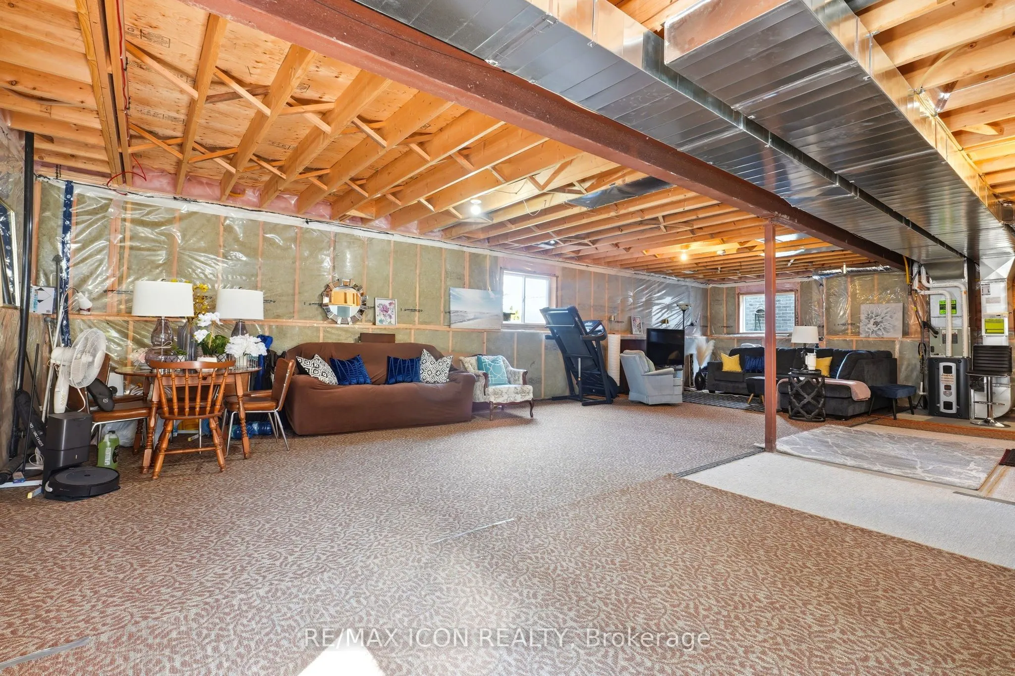 146 Jacob Street W