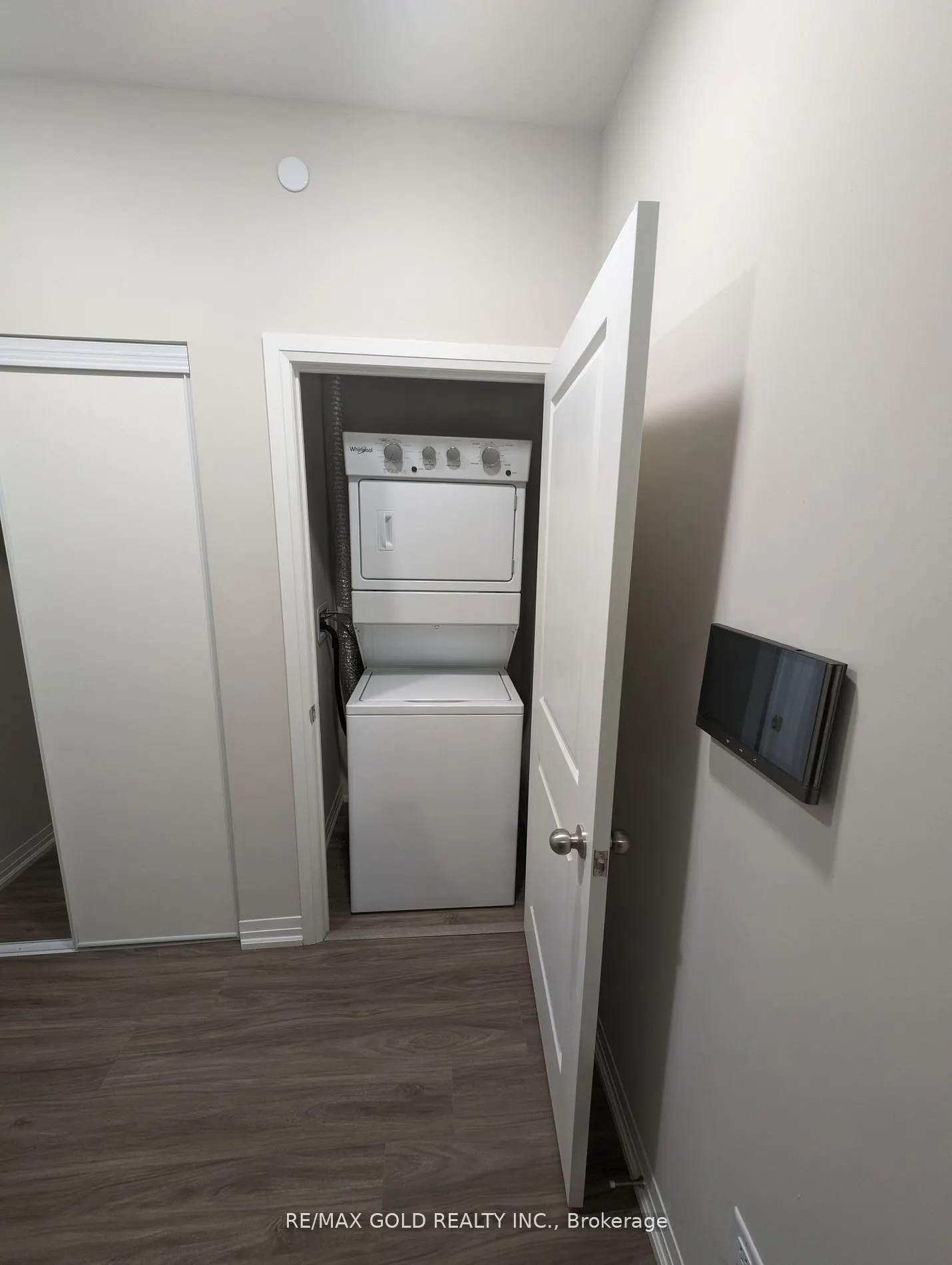 50 Herrick Avenue #105