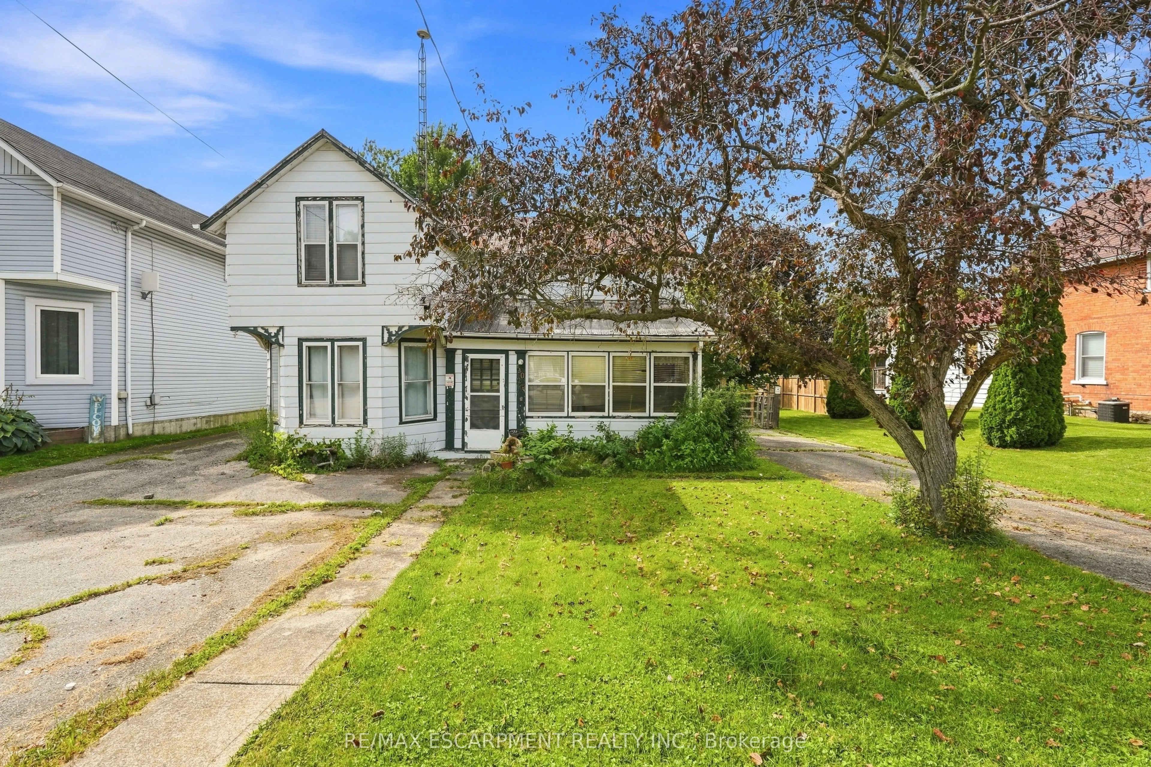 2023 Main Street S