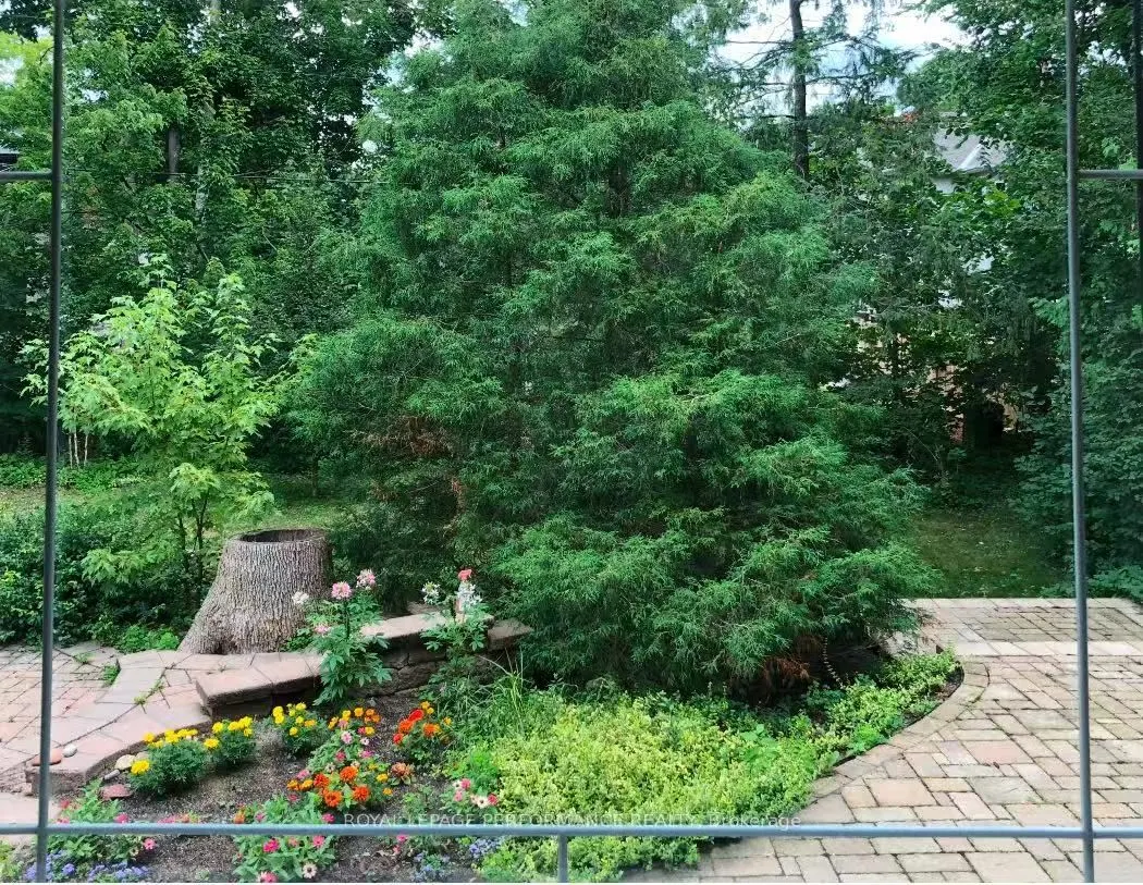 2077 PALMER Avenue