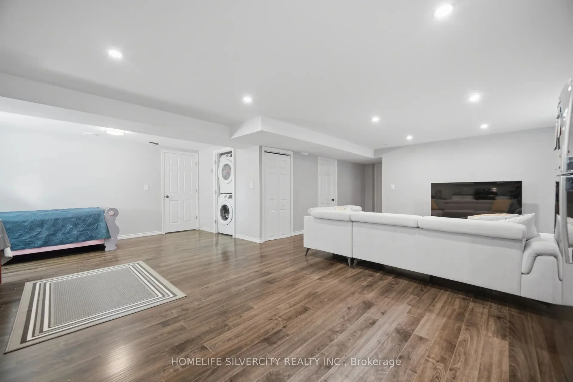 165 St Andrews Street W