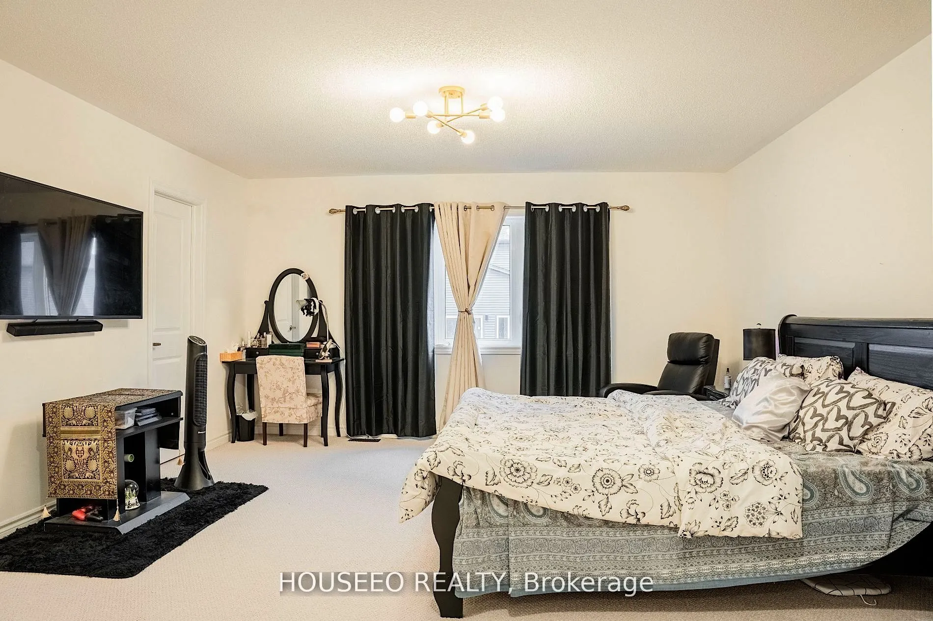 58 Oriole Crescent