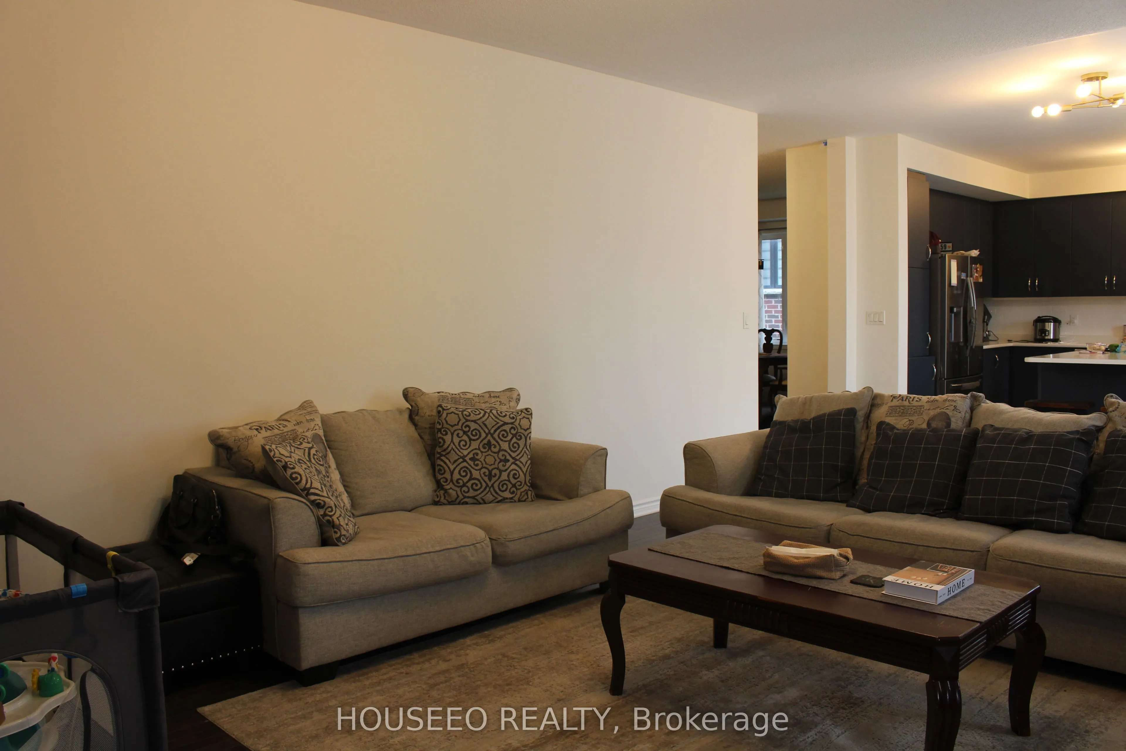 58 Oriole Crescent