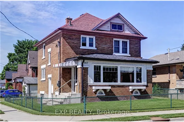 147 Courtland Avenue E