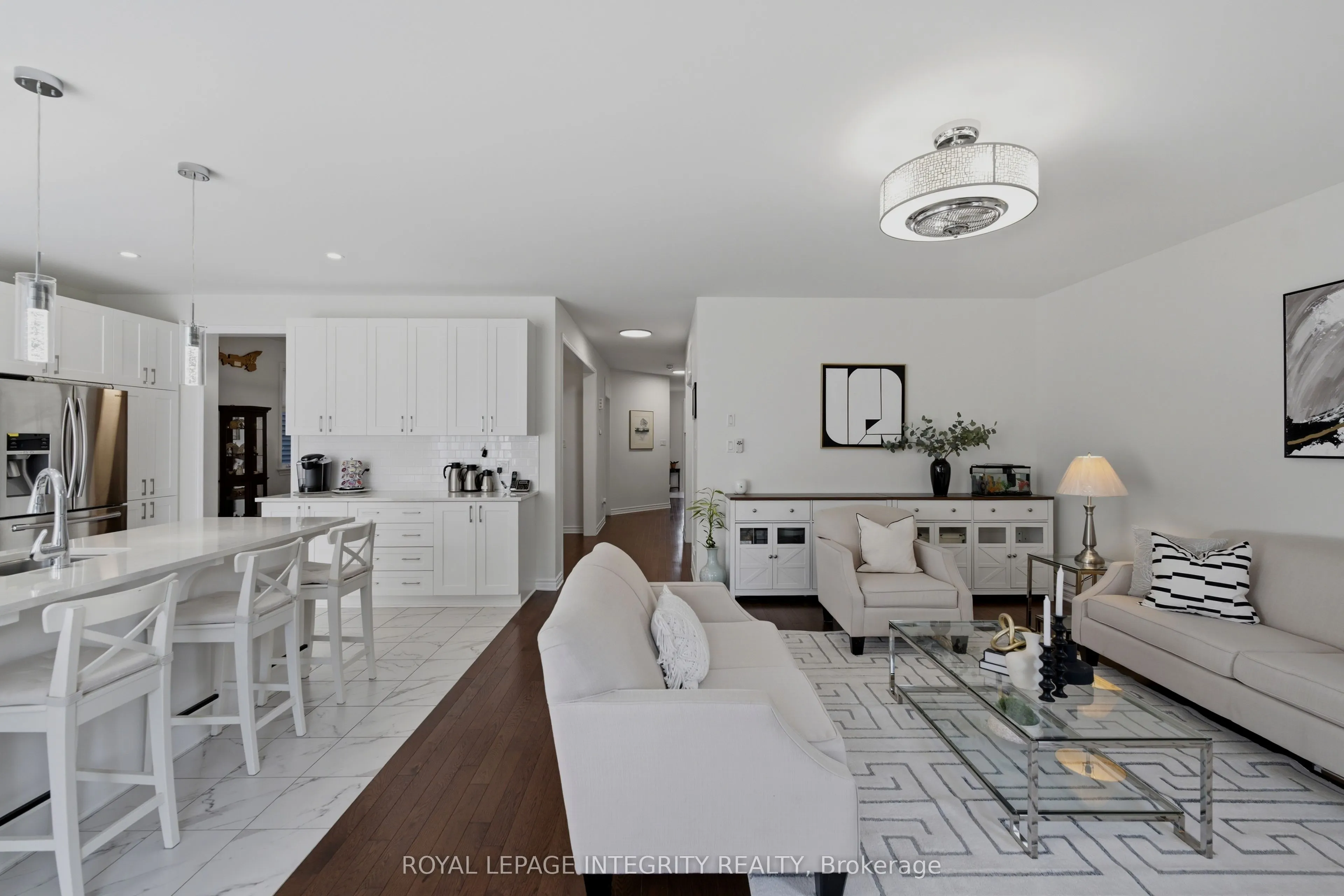 43 Cento Way