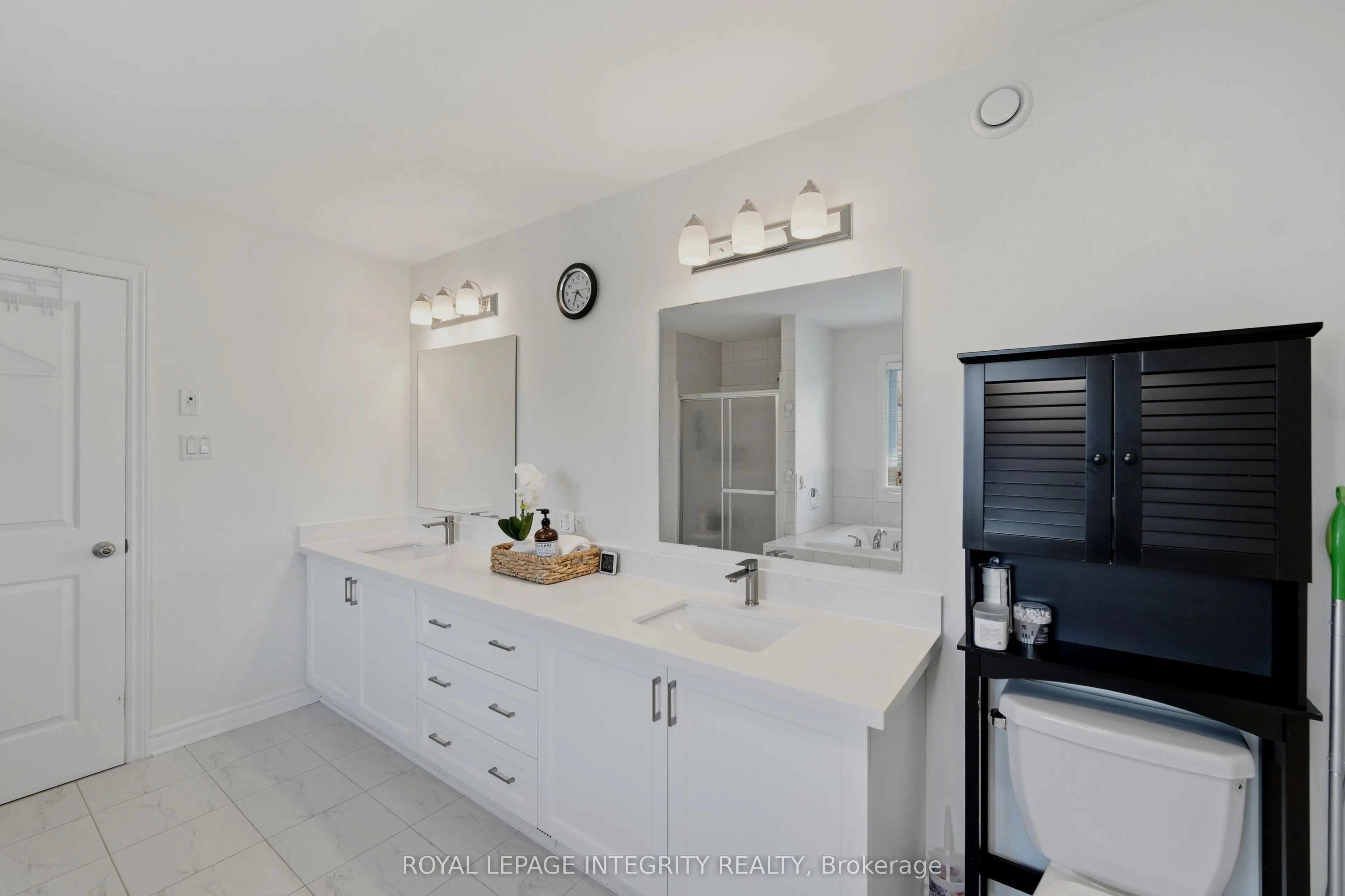 43 Cento Way