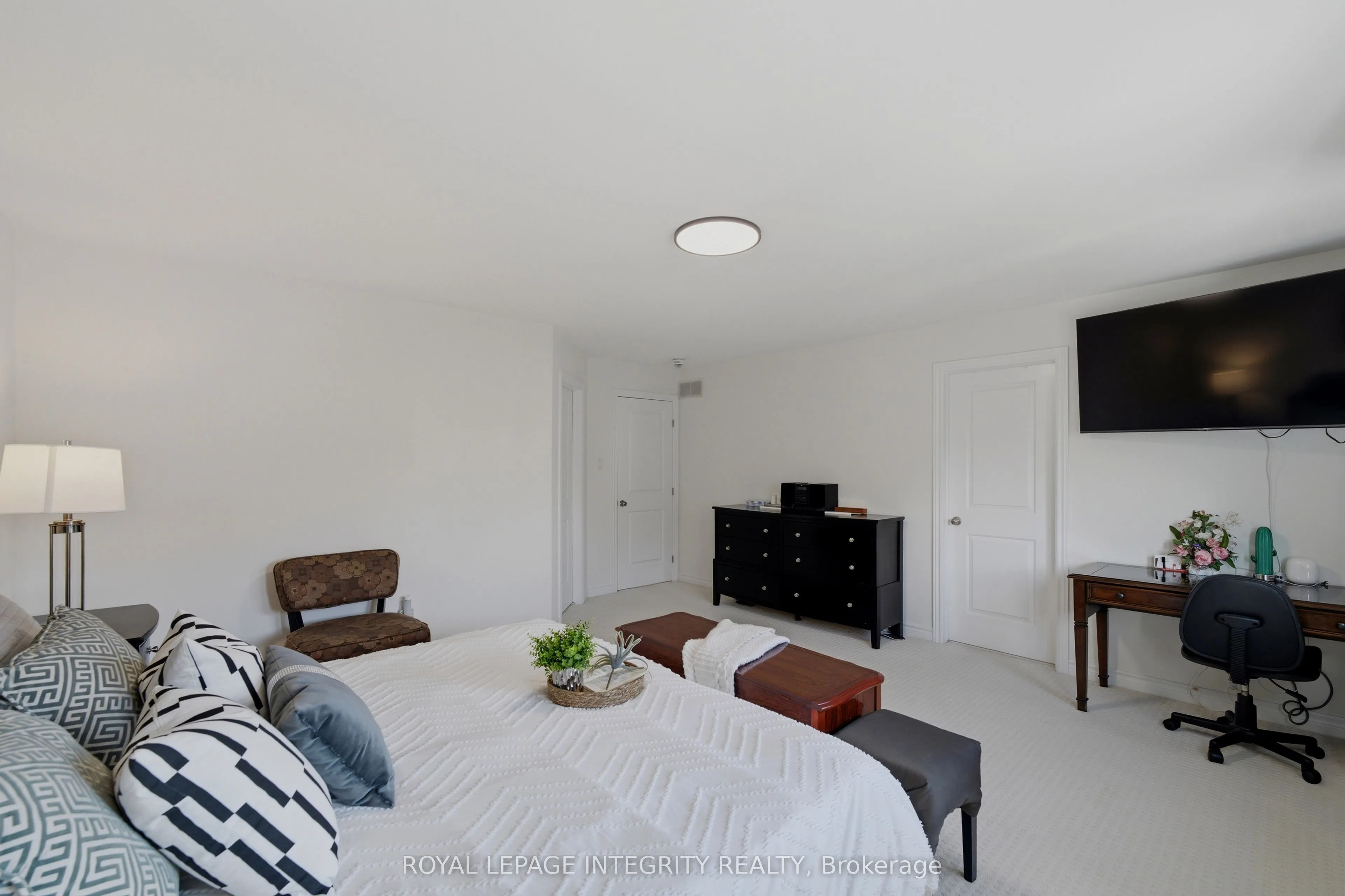 43 Cento Way