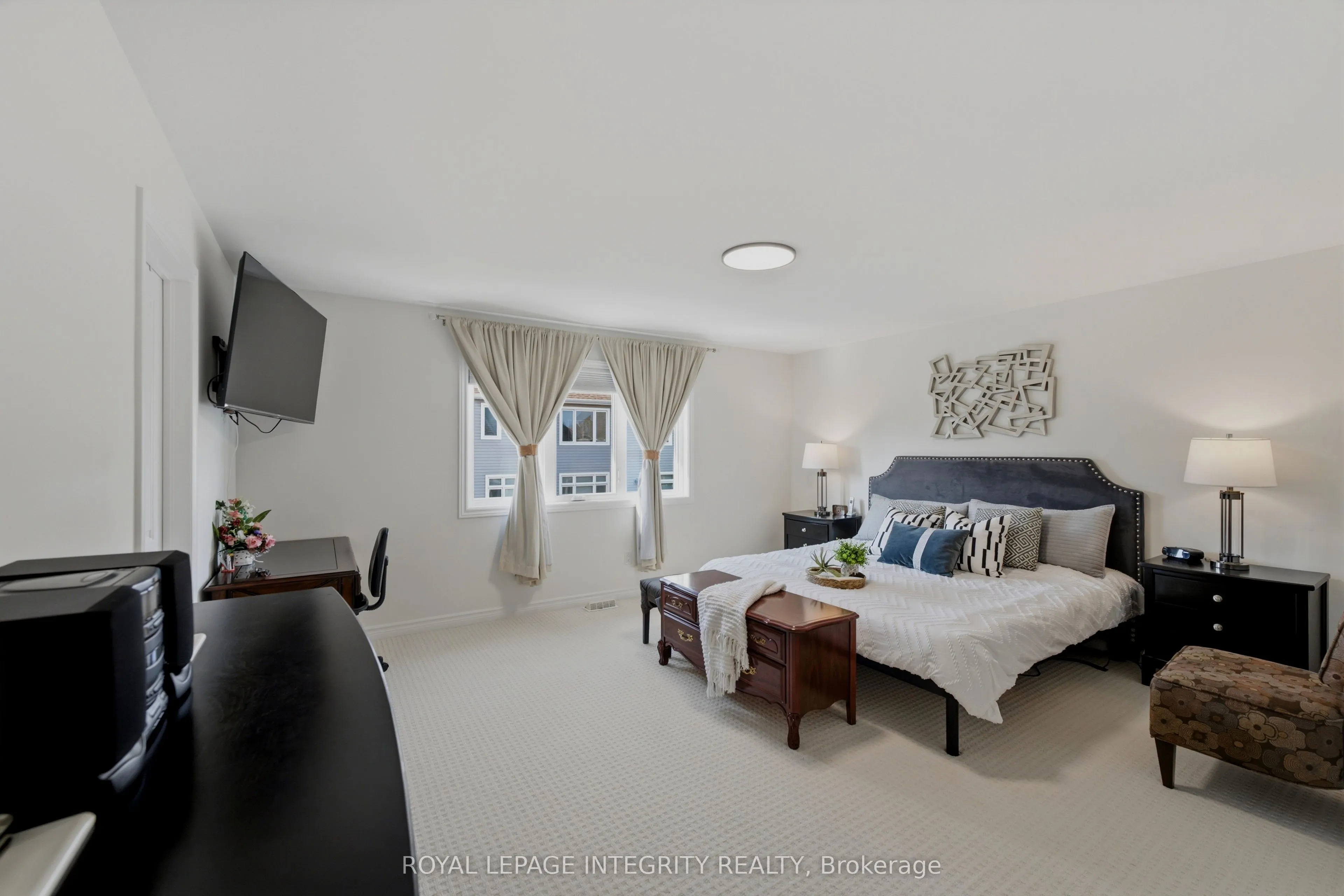 43 Cento Way