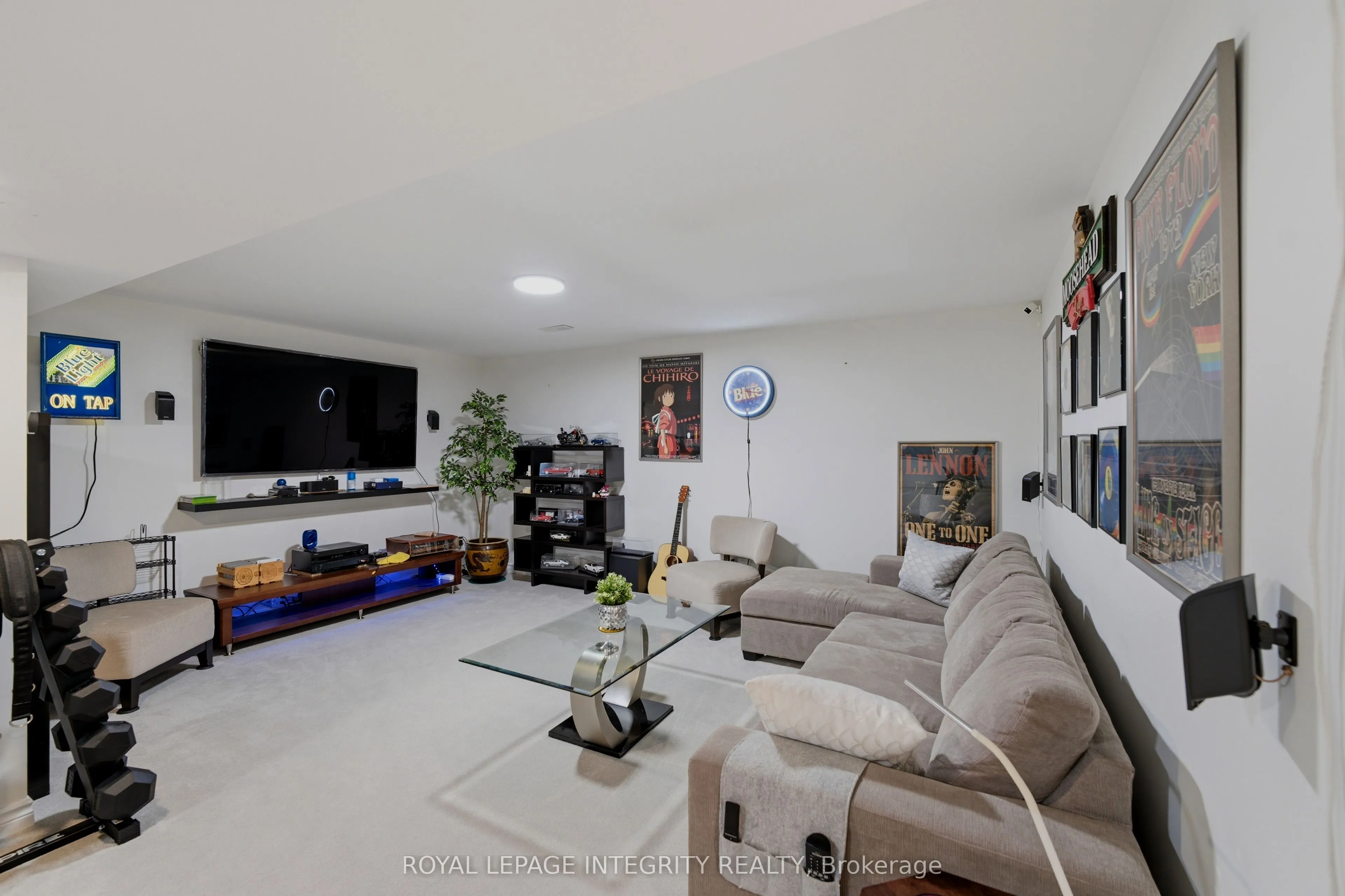 43 Cento Way