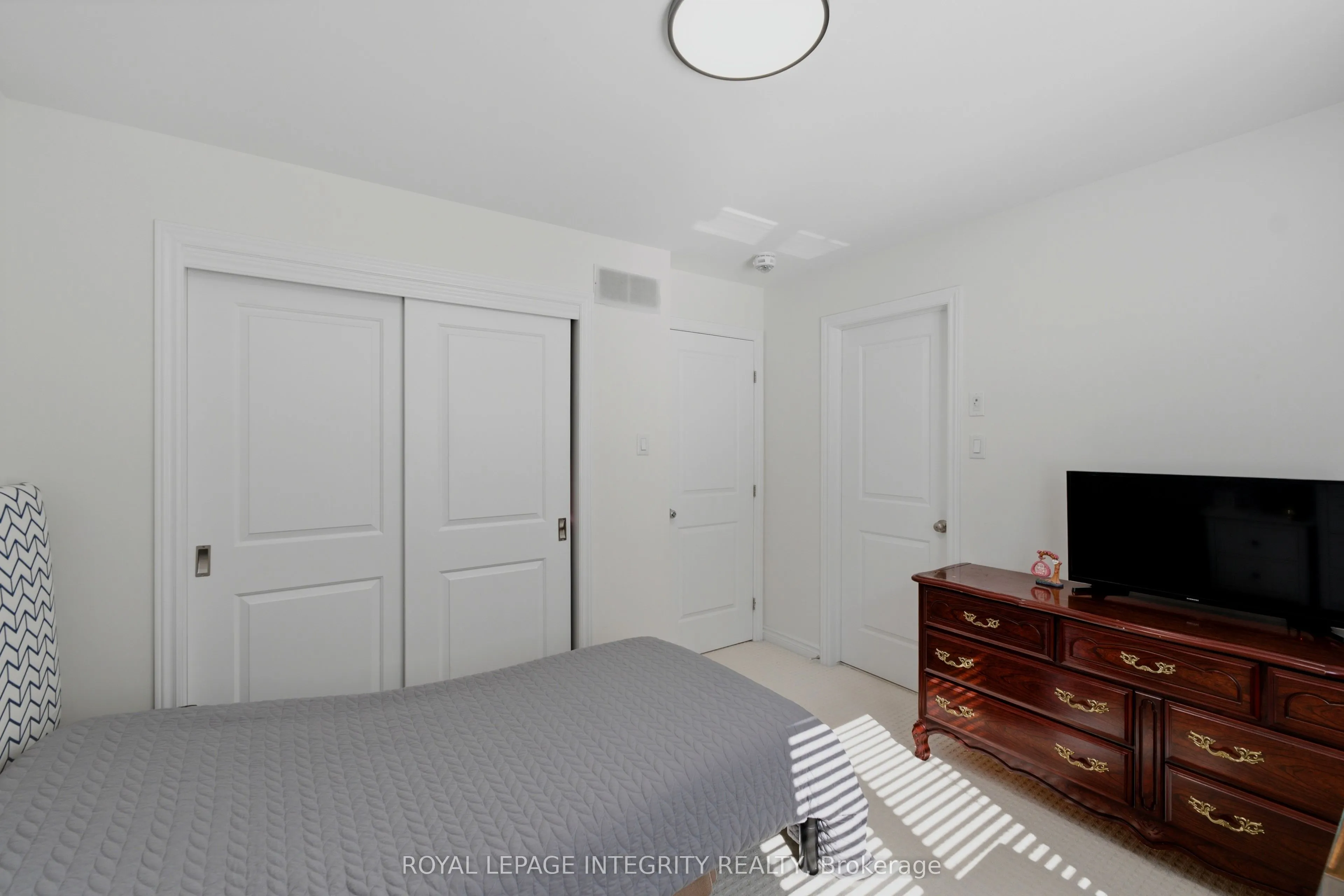 43 Cento Way