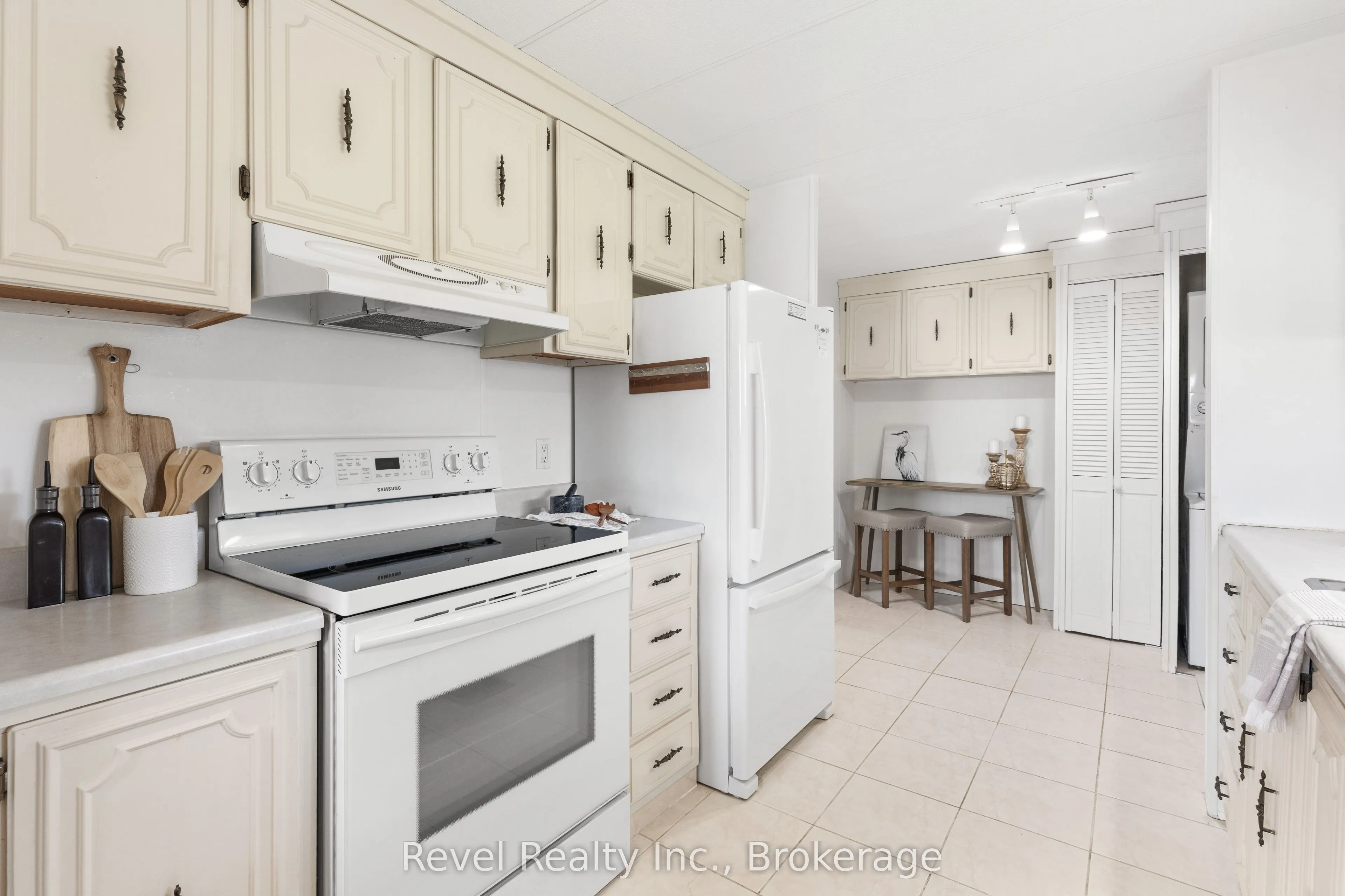 7 Macal Drive