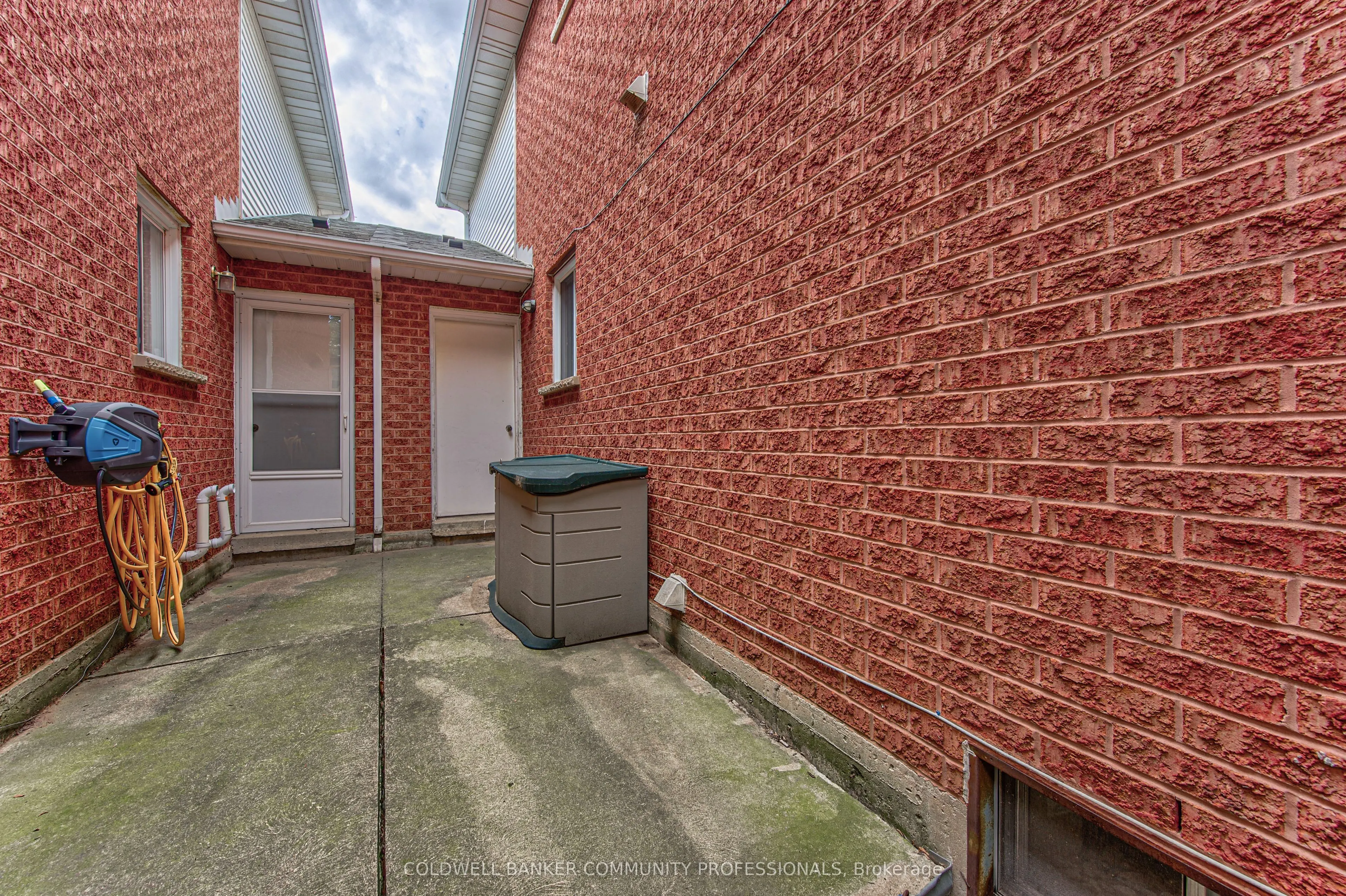 86 Chelsea Crescent