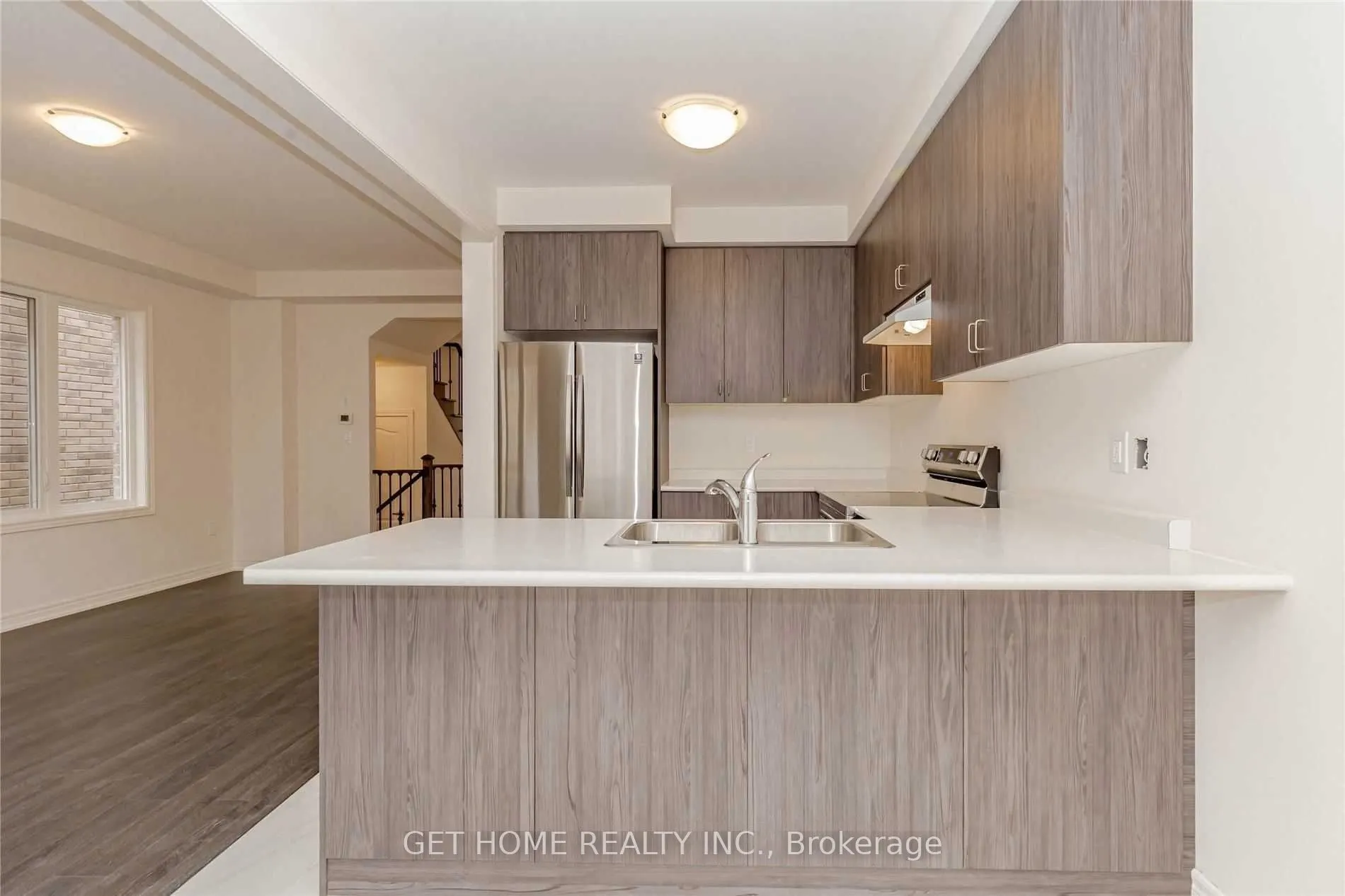 83 Westfield Crescent