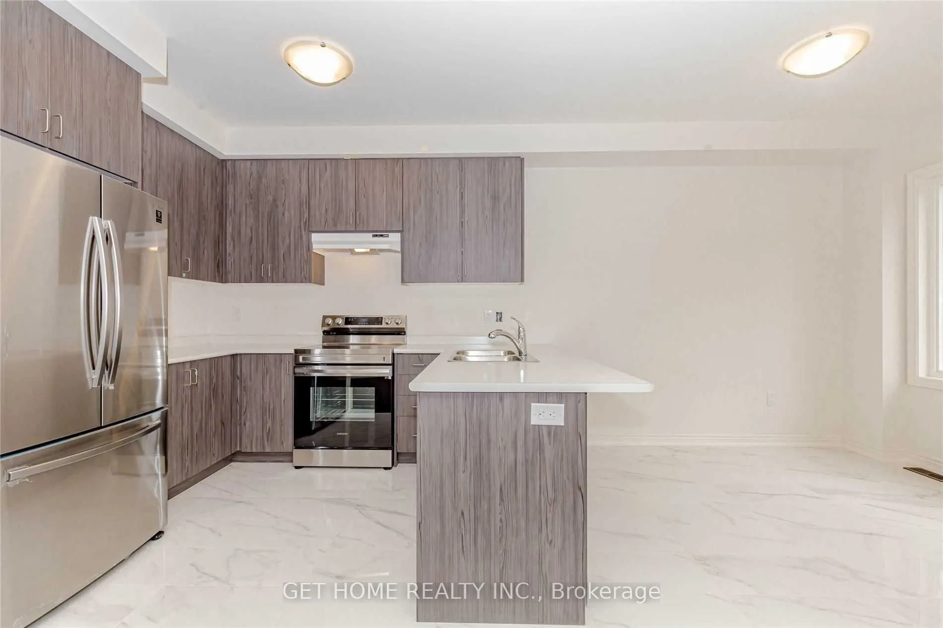 83 Westfield Crescent