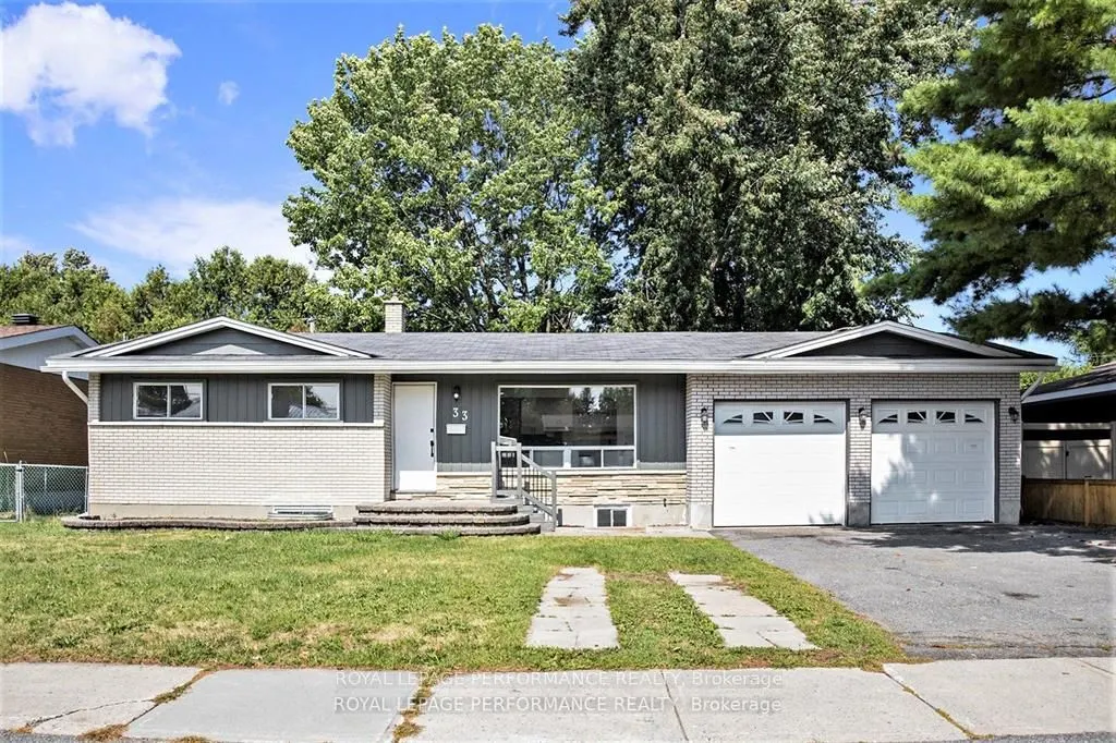 33 Majestic Drive N