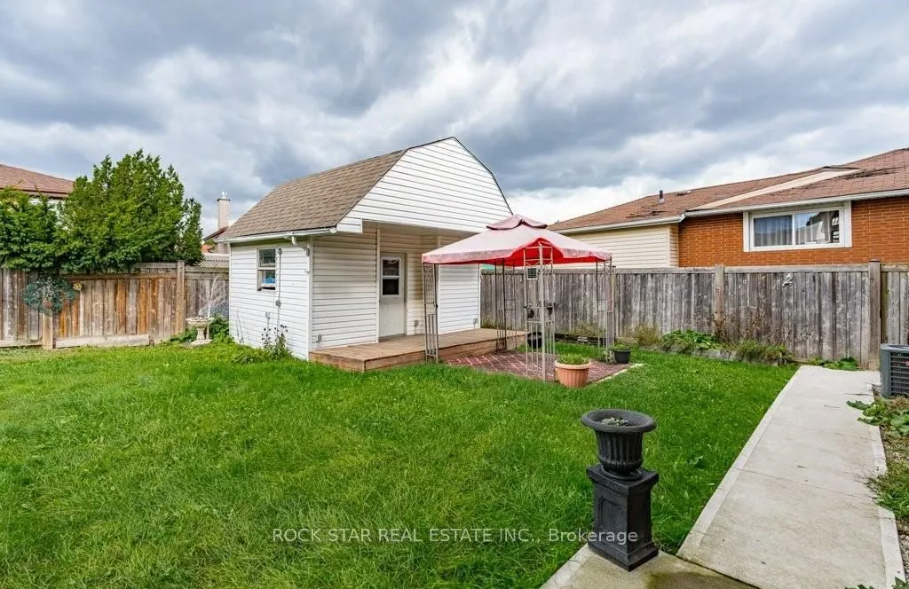 271 Carson Drive #Lower
