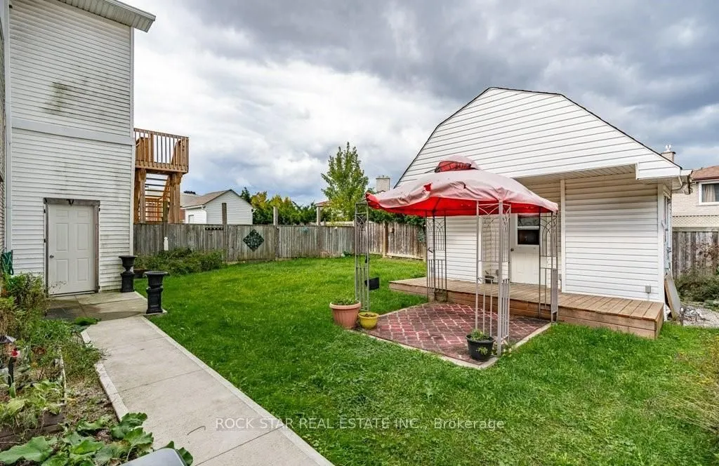 271 Carson Drive #Lower