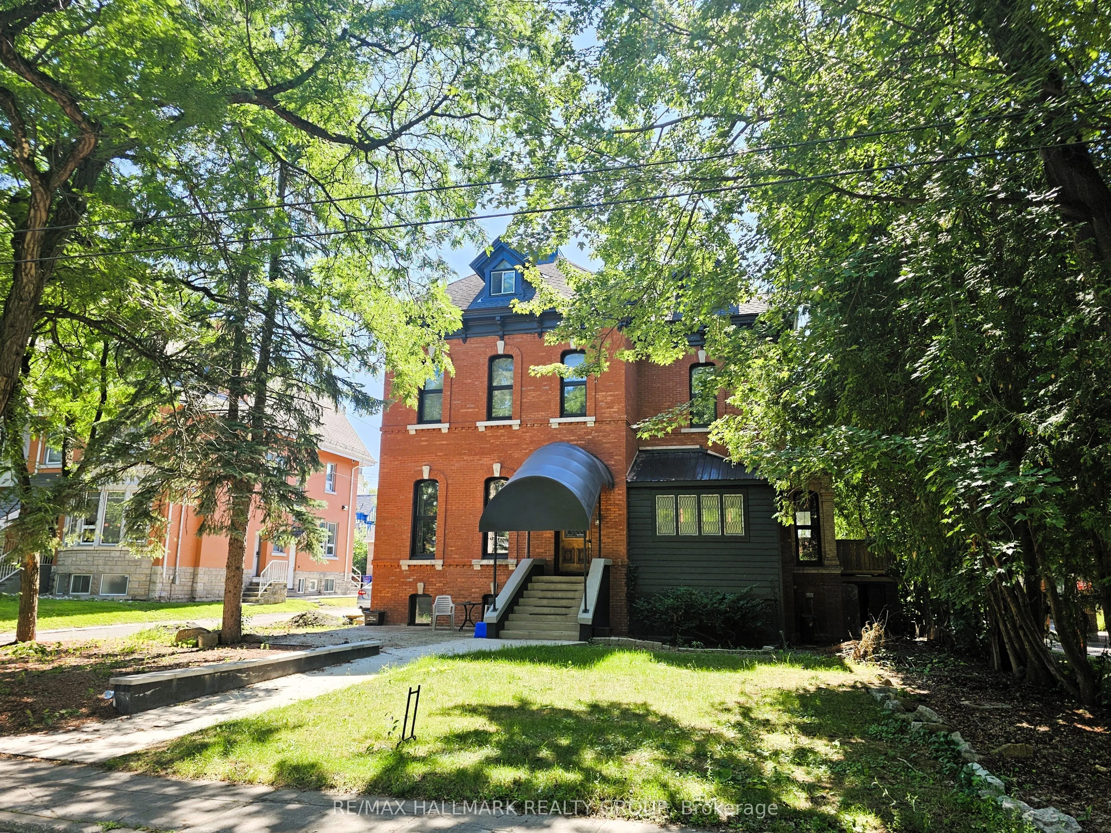 460 Wilbrod Street