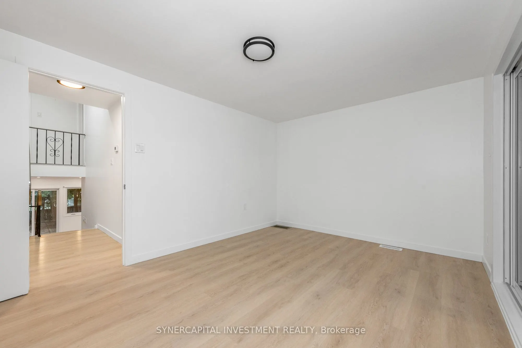 50 Tybalt Crescent