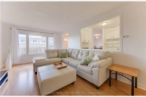 14 Williamsburg Road