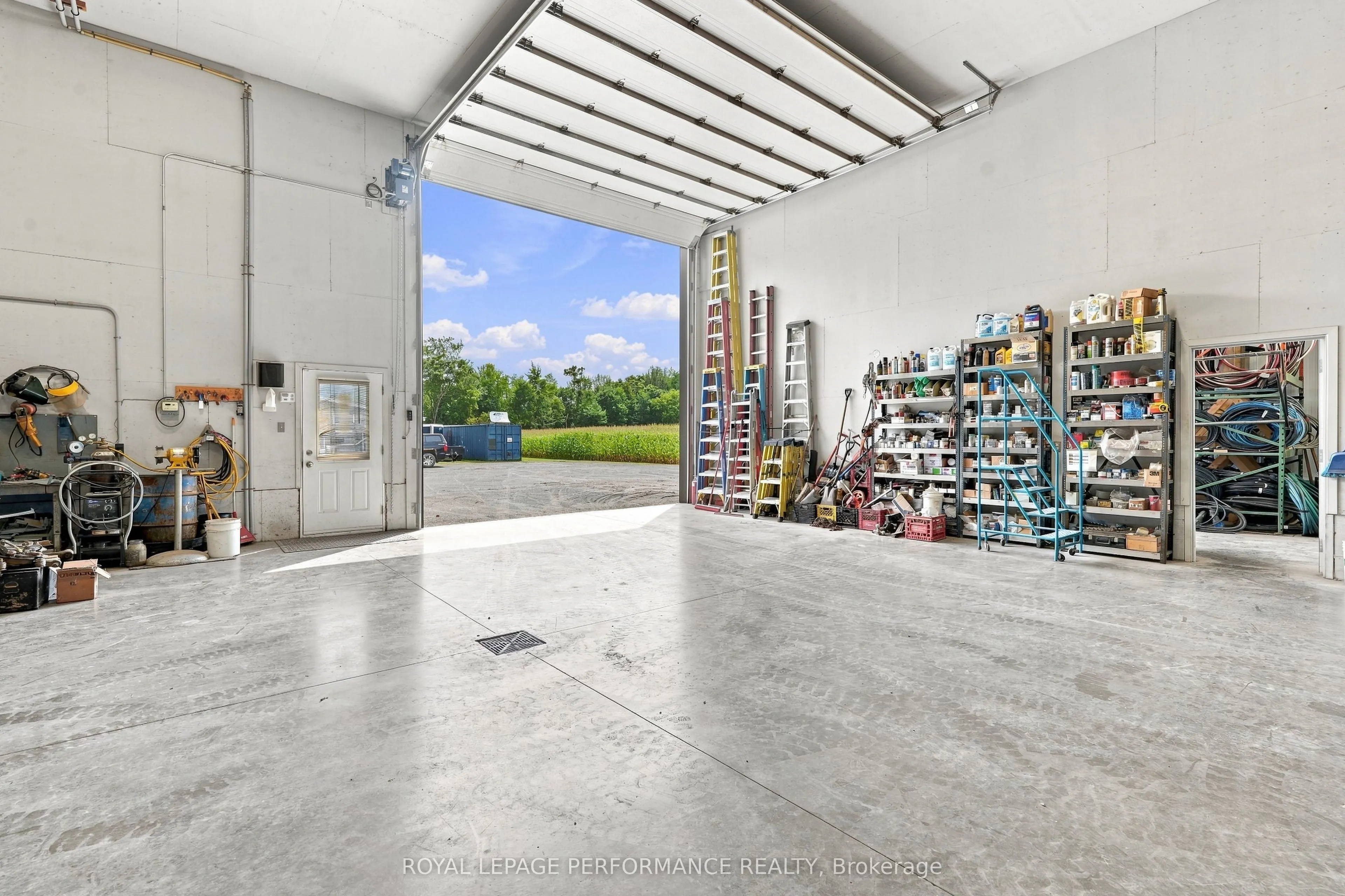 5536 County Rd 10 Road