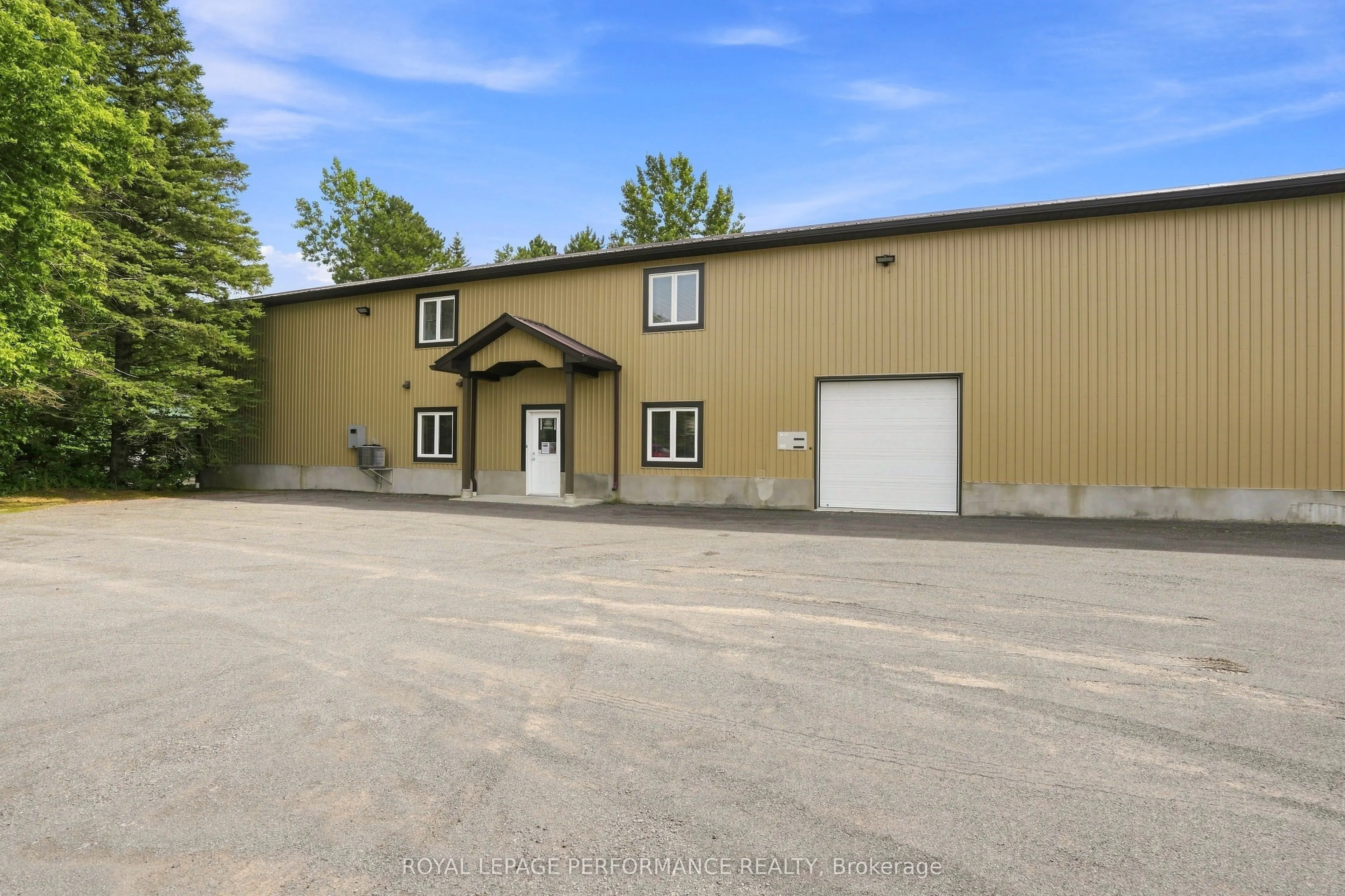 5536 County Rd 10 Road