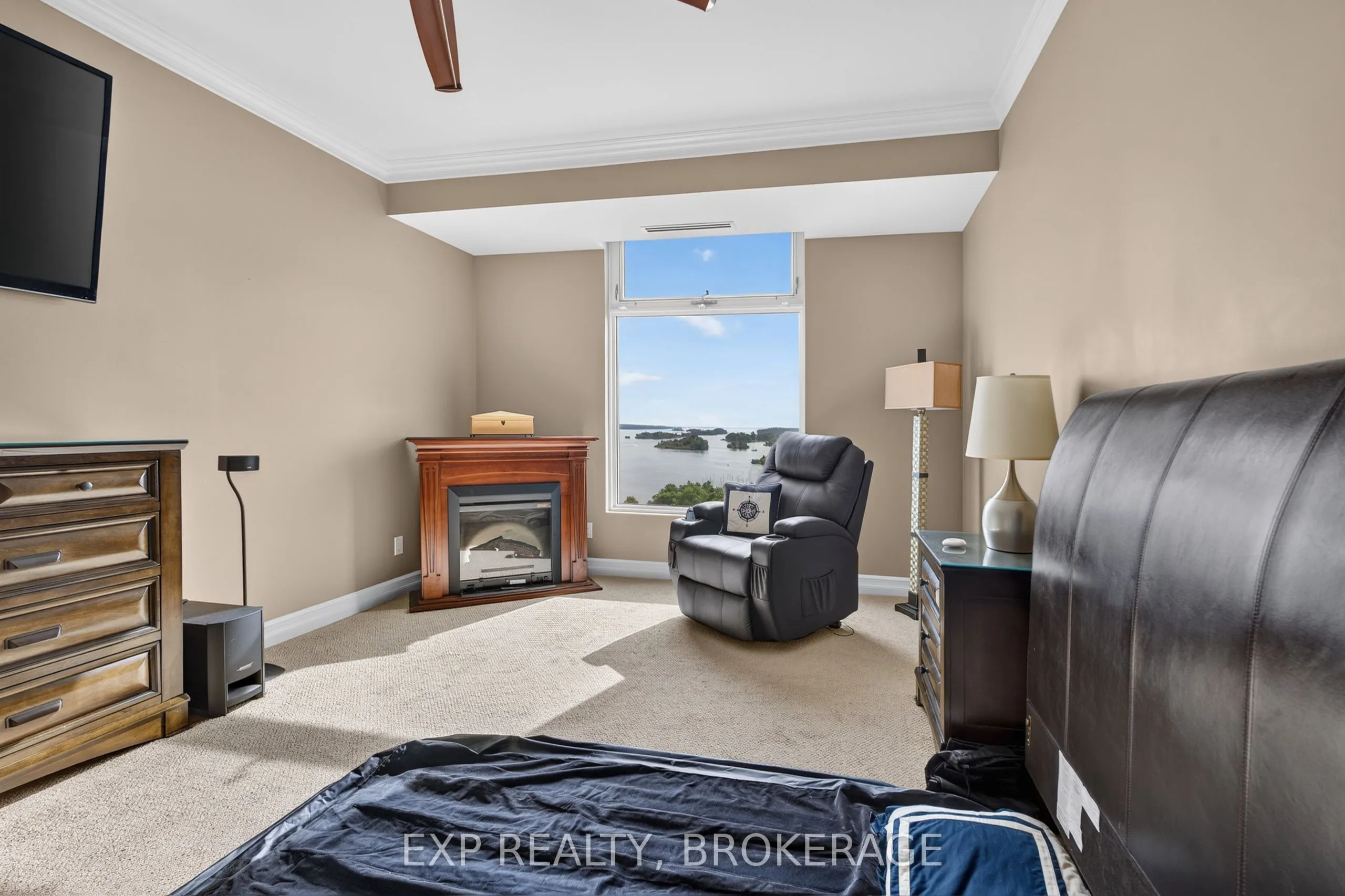 15 ST ANDREW Street #1802