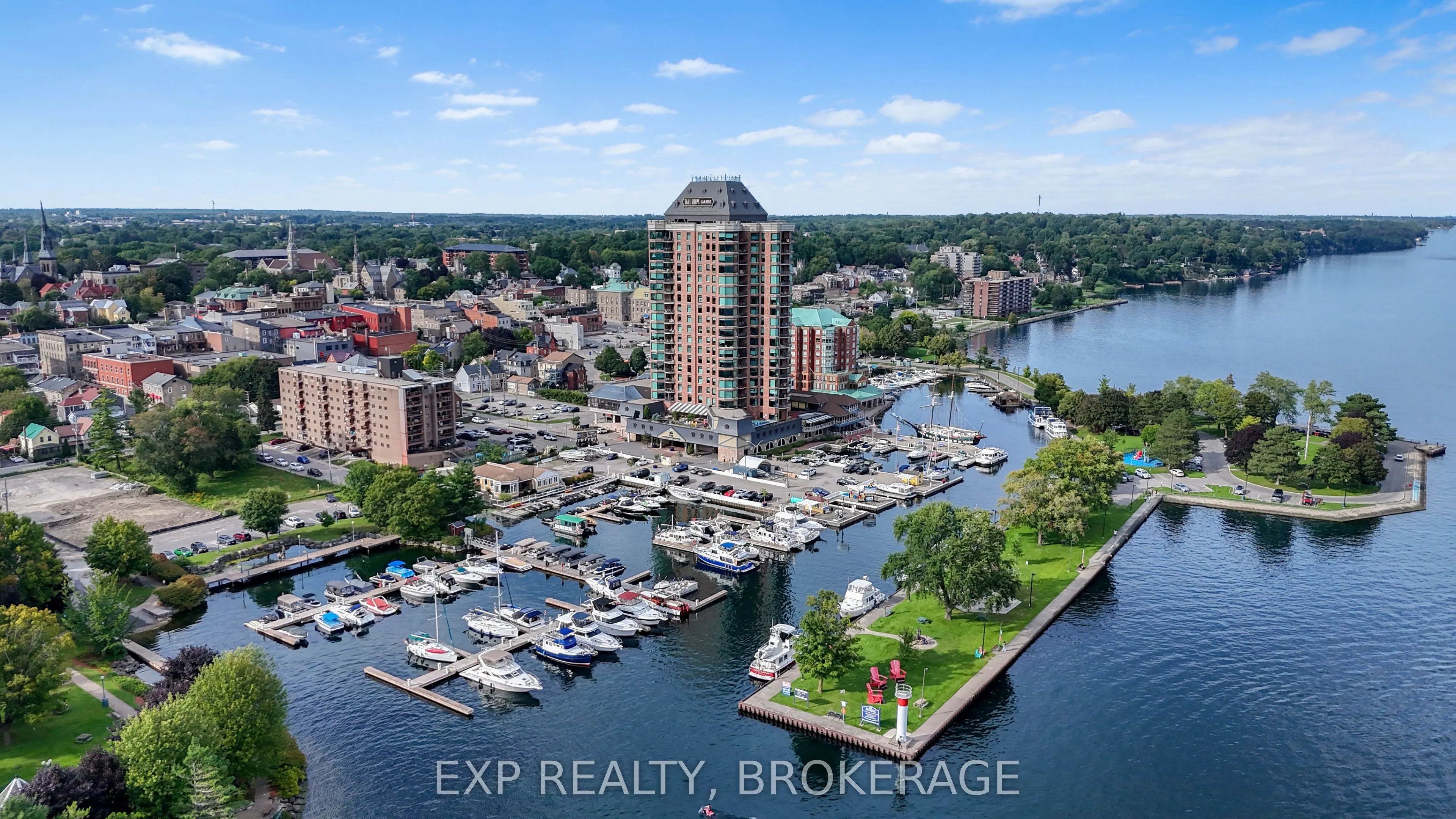15 ST ANDREW Street #1802