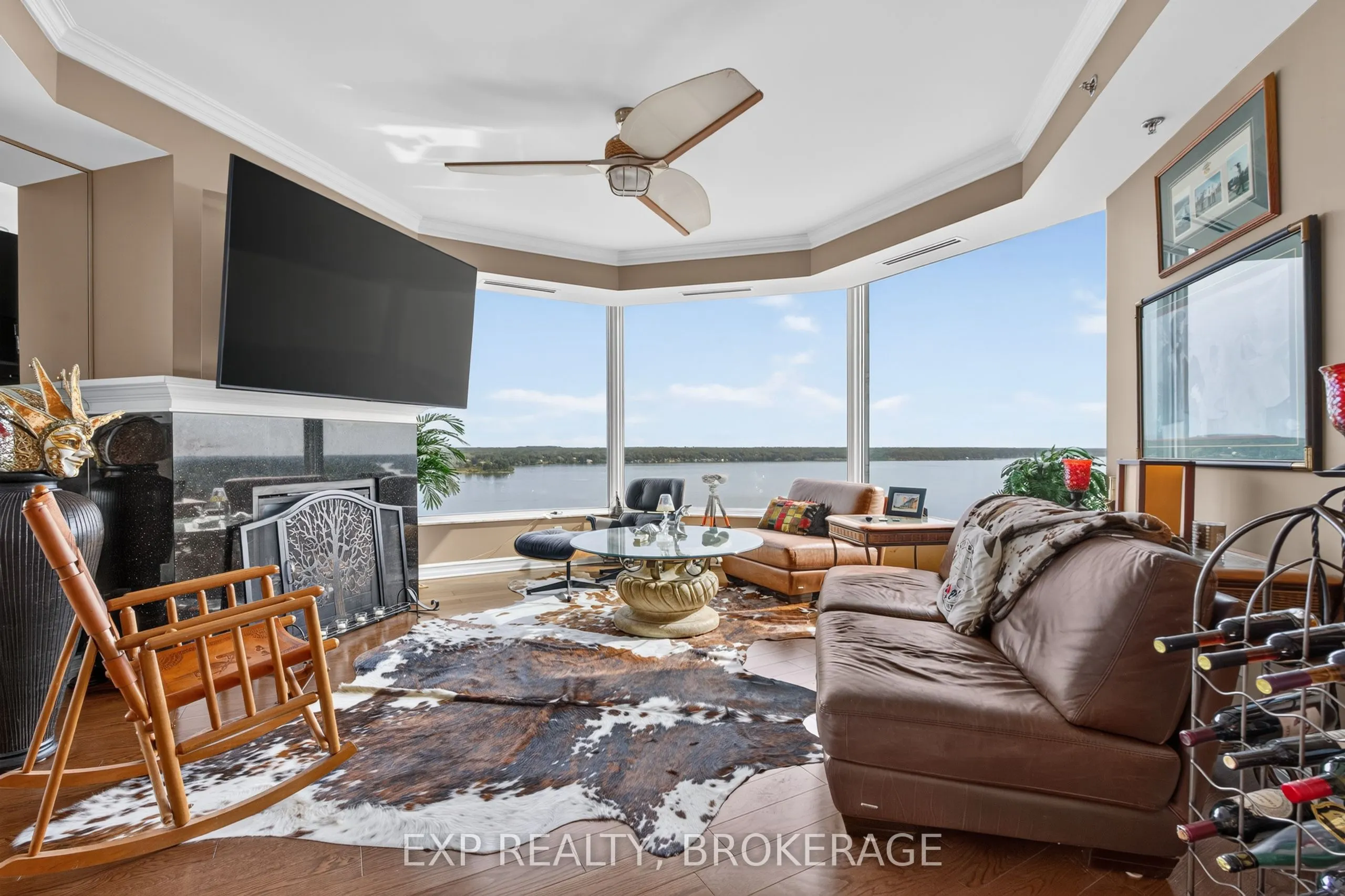 15 ST ANDREW Street #1802