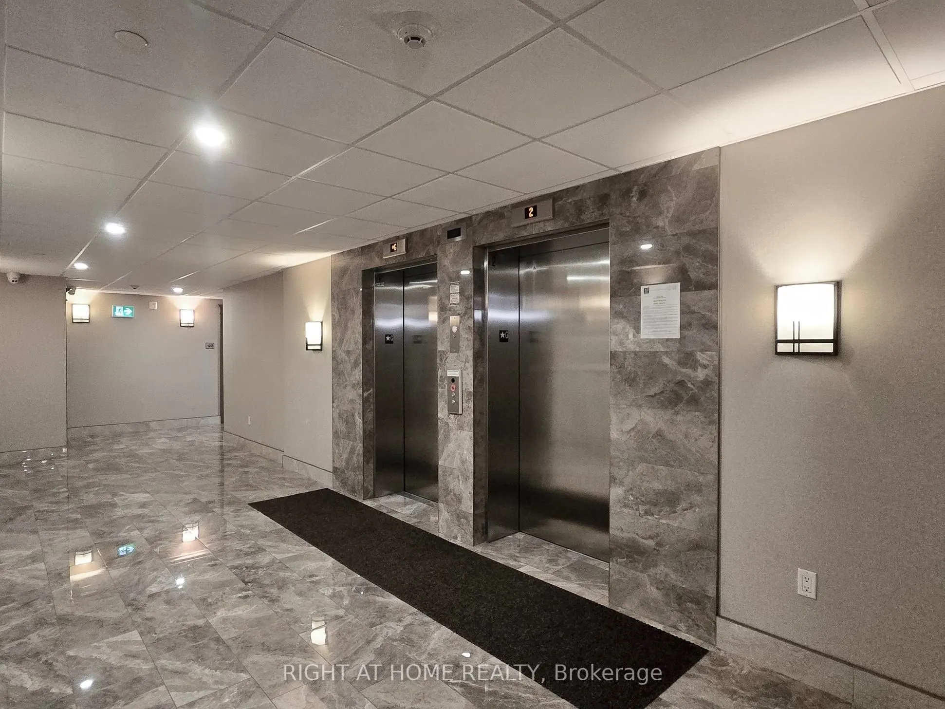 101 Shoreview Place #111