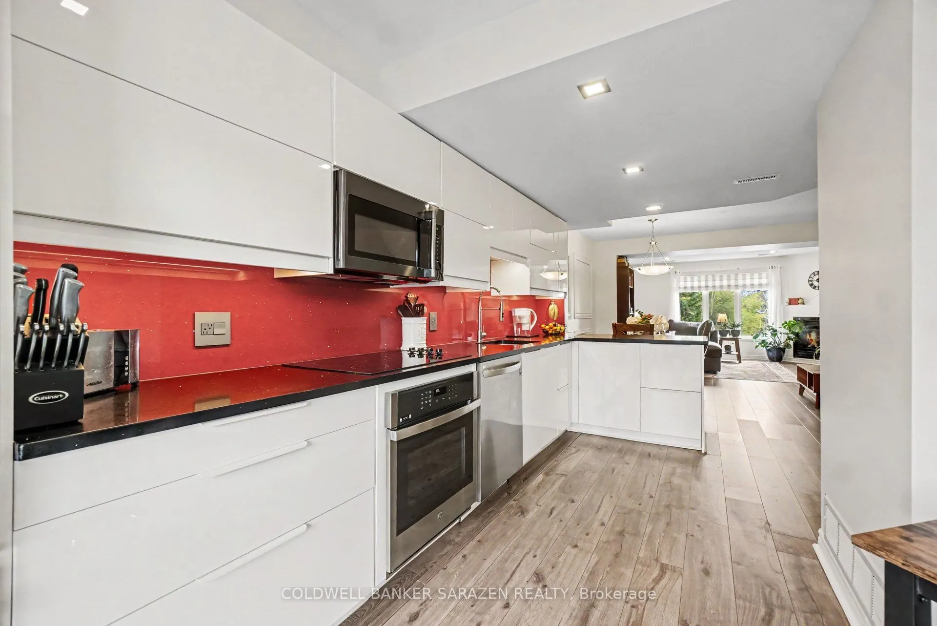 282 Cresthaven Drive #11