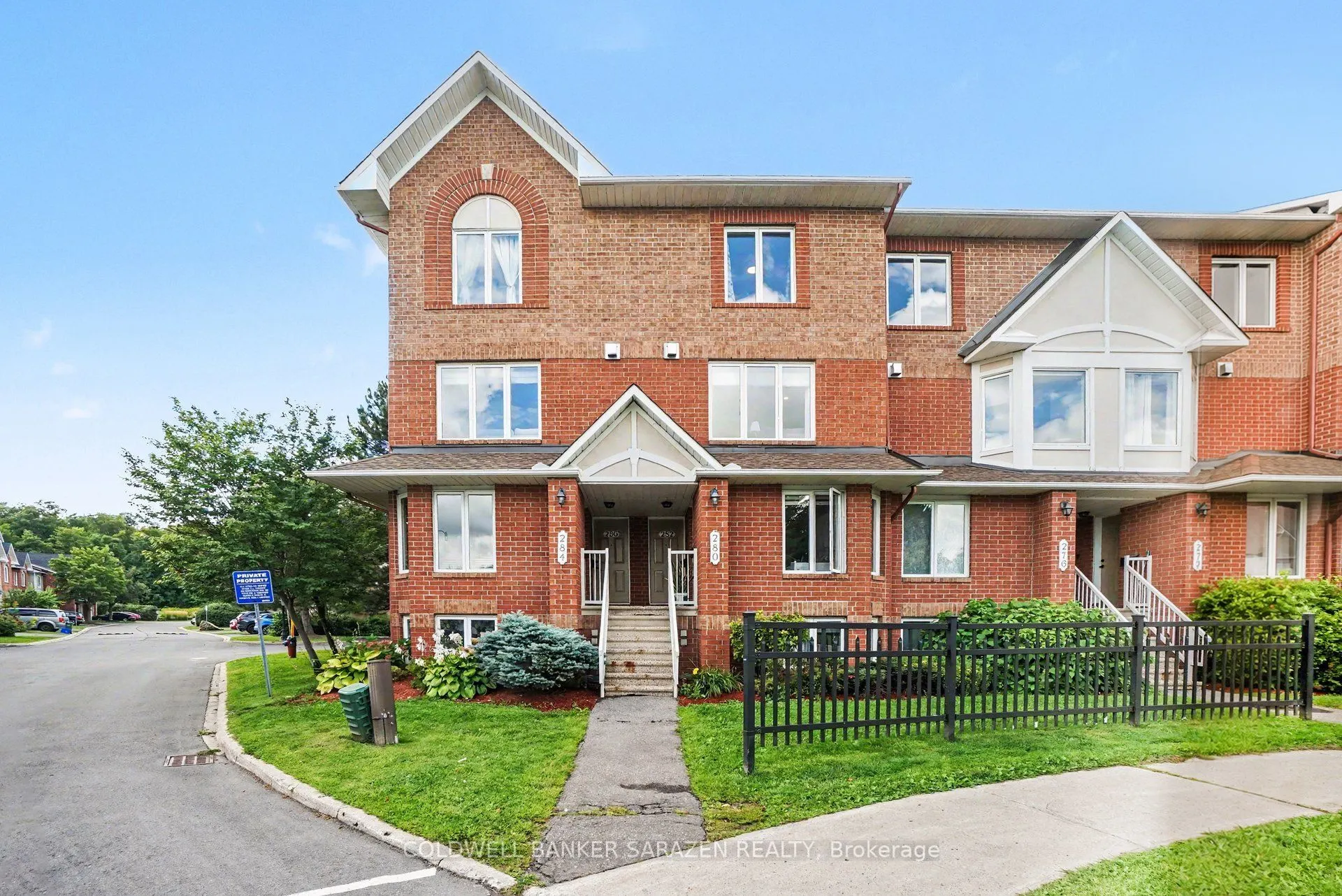 282 Cresthaven Drive #11