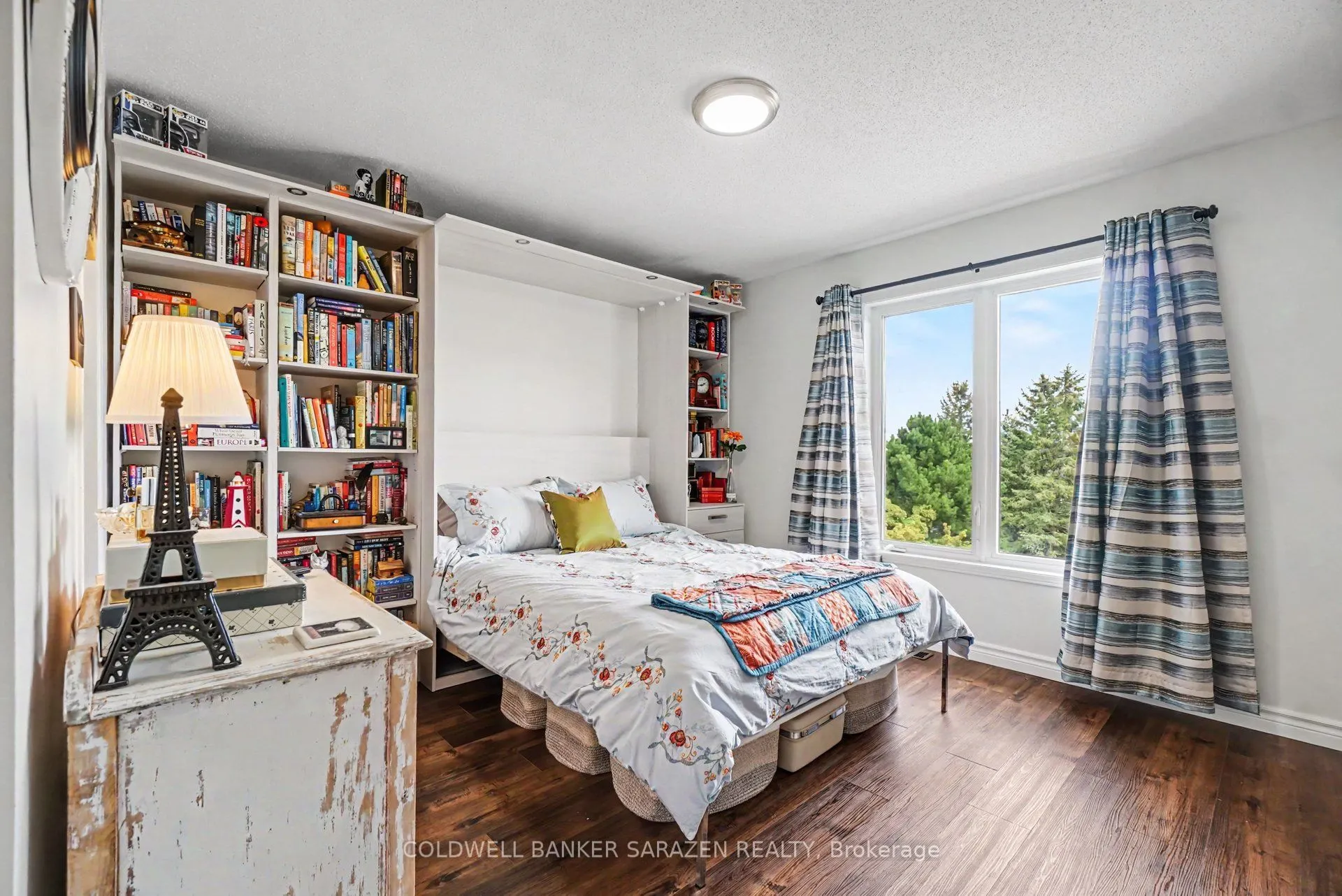 282 Cresthaven Drive #11