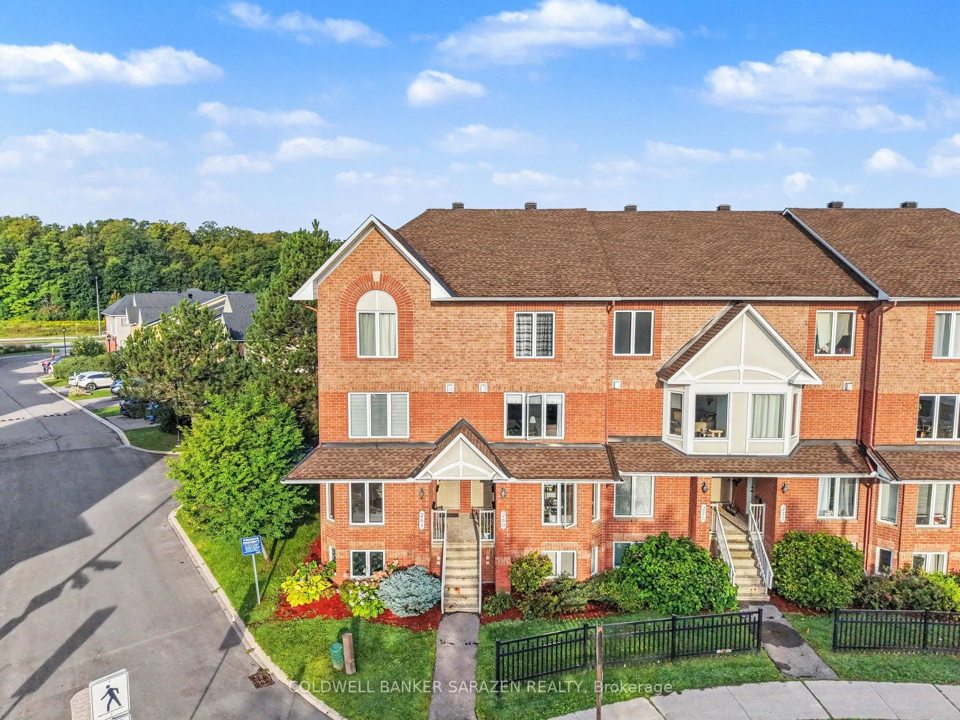 282 Cresthaven Drive #11