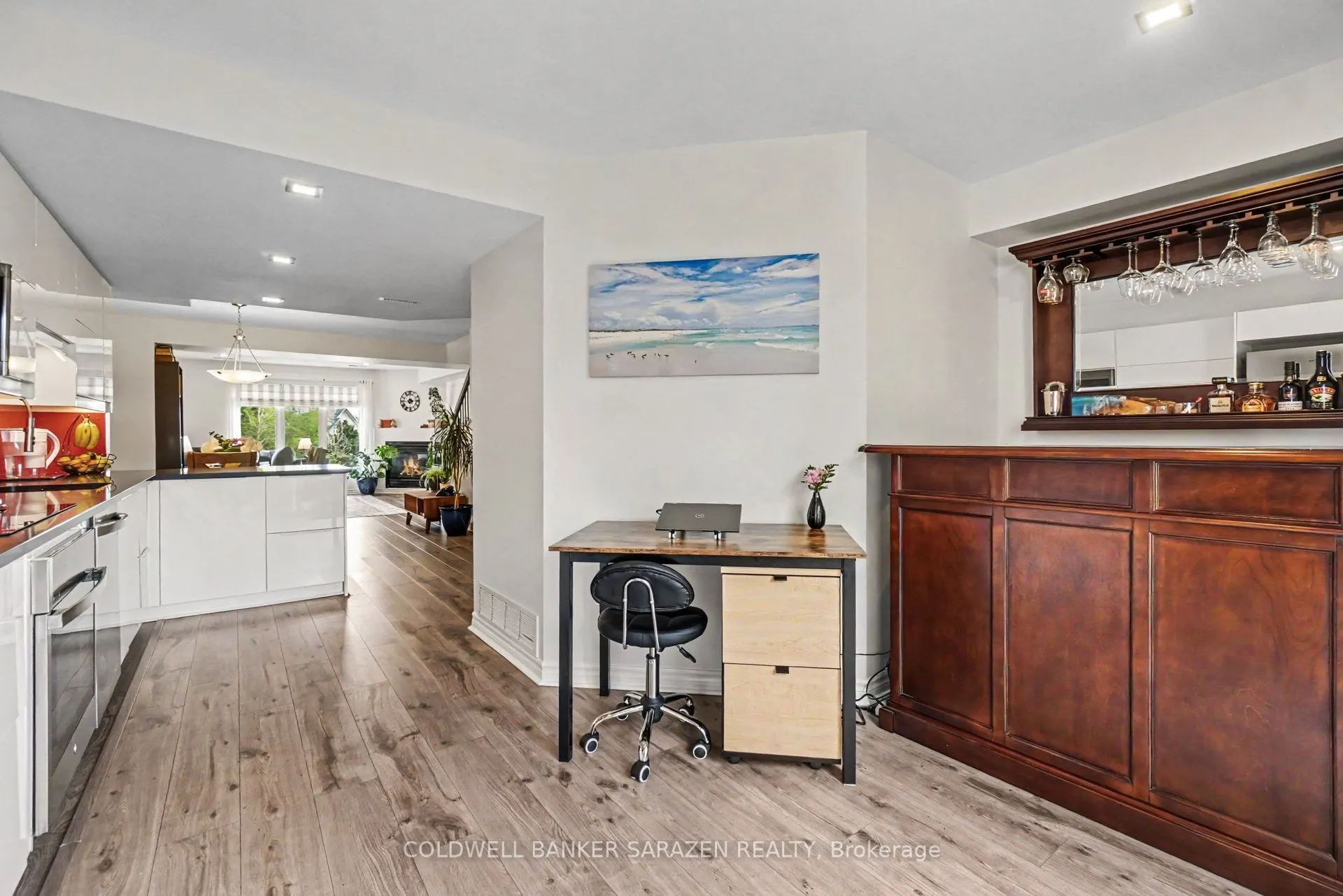 282 Cresthaven Drive #11