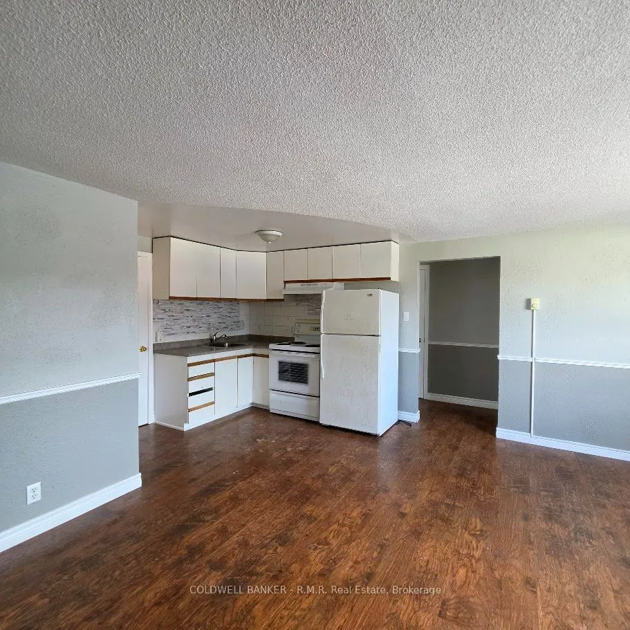 47 William Street N #6