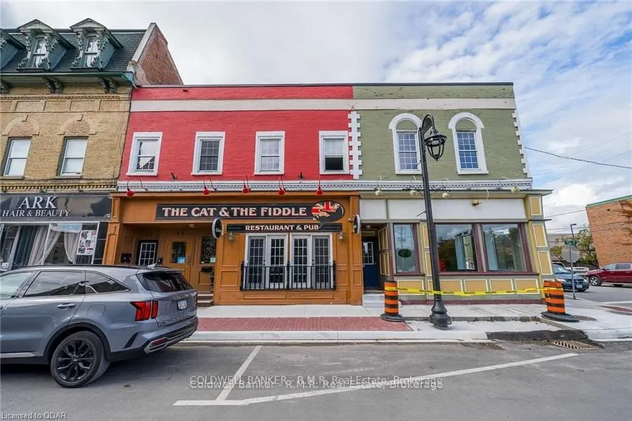 47 William Street N #3